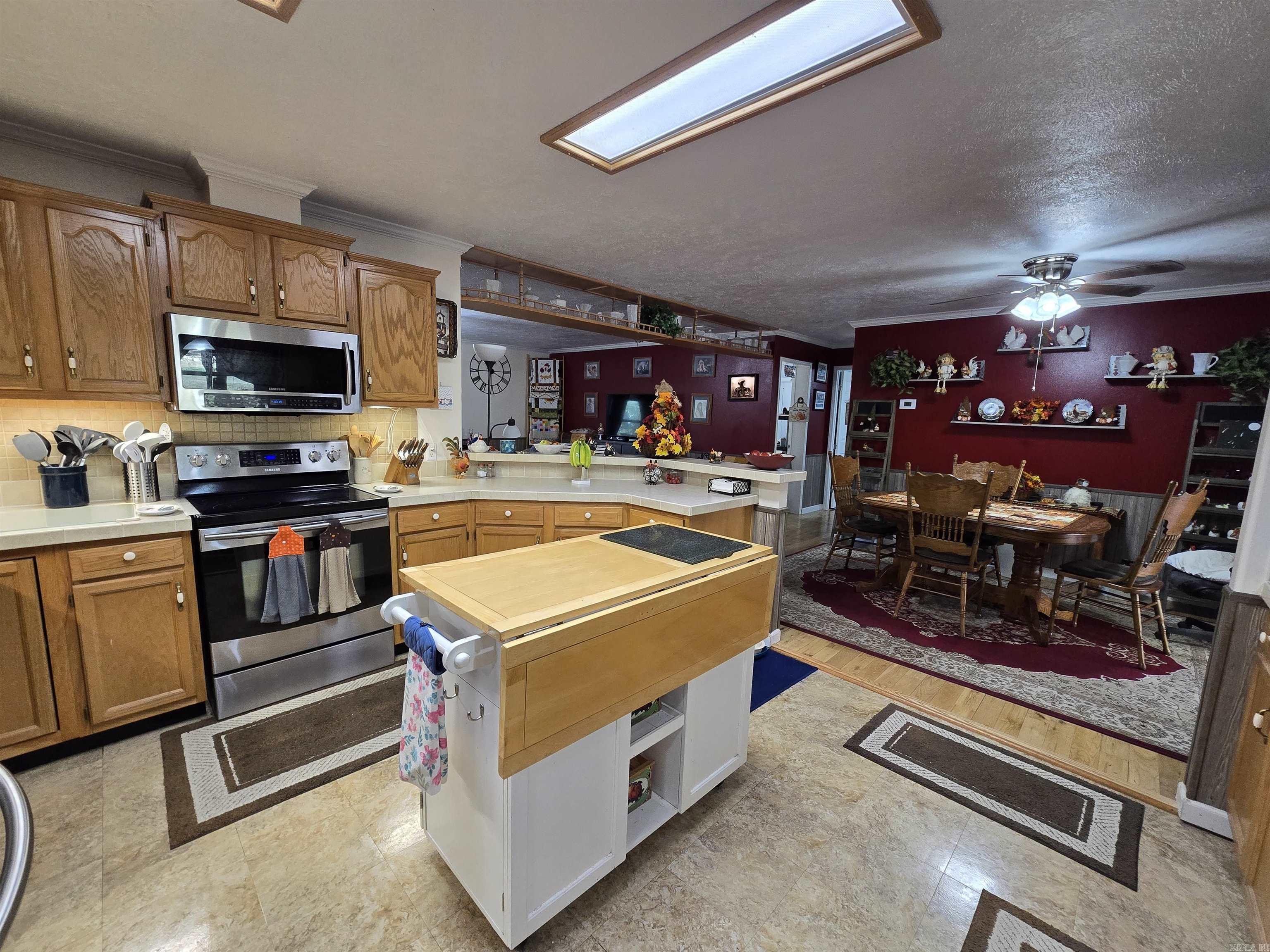 371 MC 7032  Flippin, AR