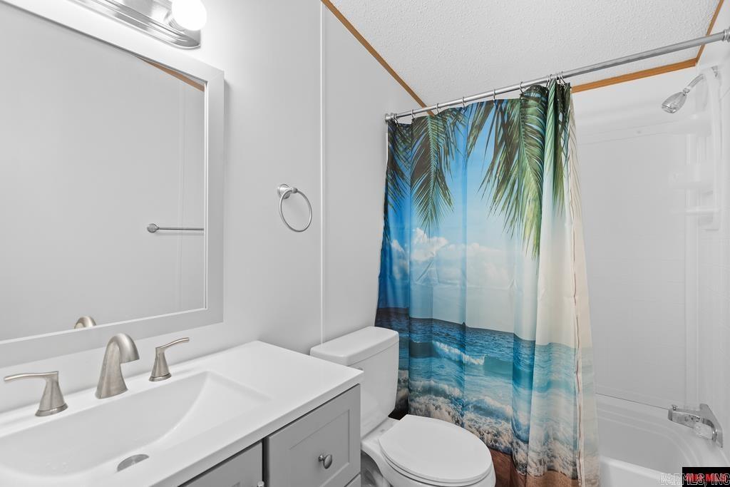 1215 Glenbriar Court Mountain Home, AR 72653