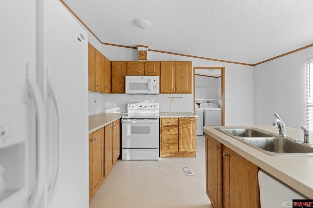 1215 Glenbriar Court Mountain Home, AR 72653