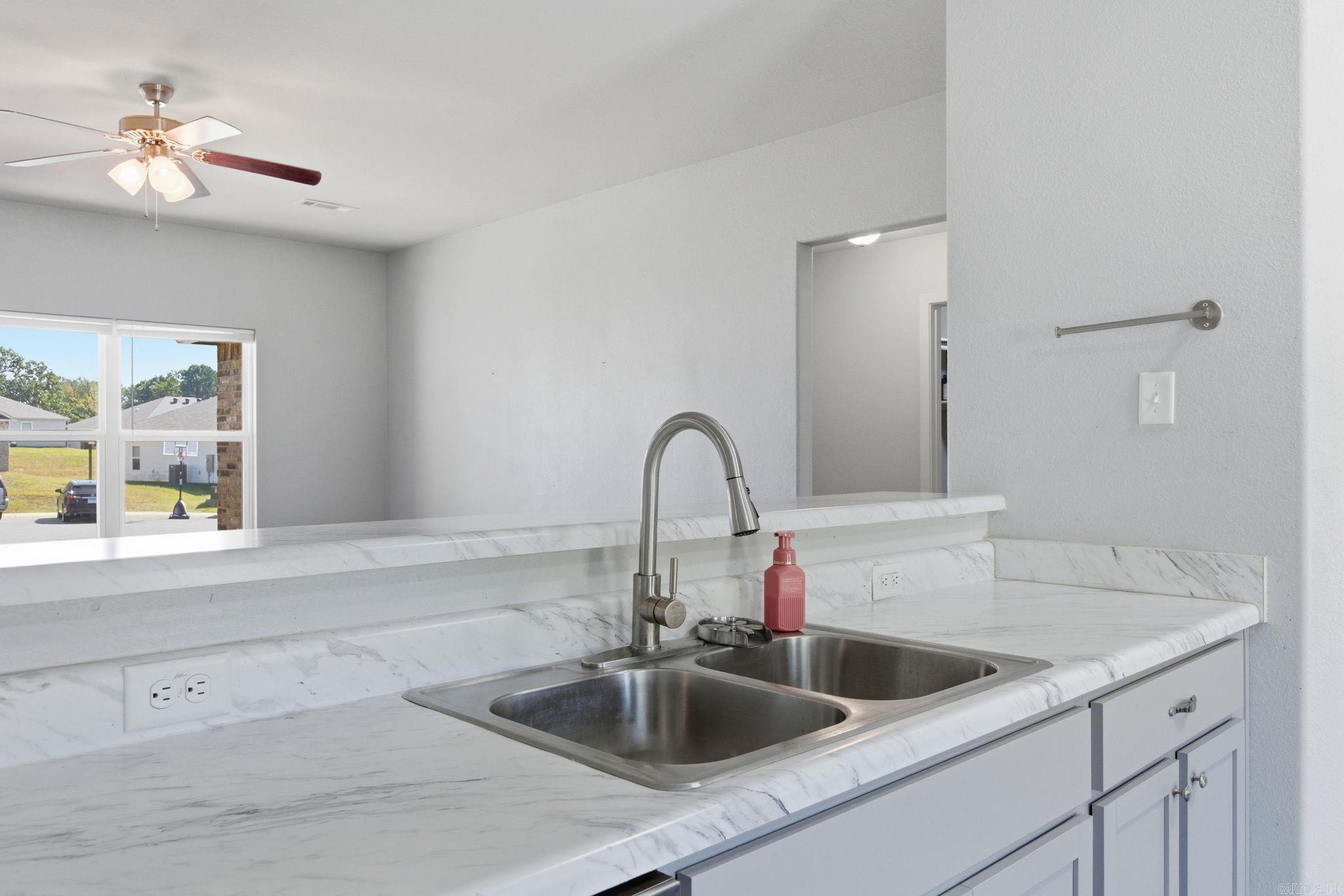 2421 Kenneth Drive  Benton, AR