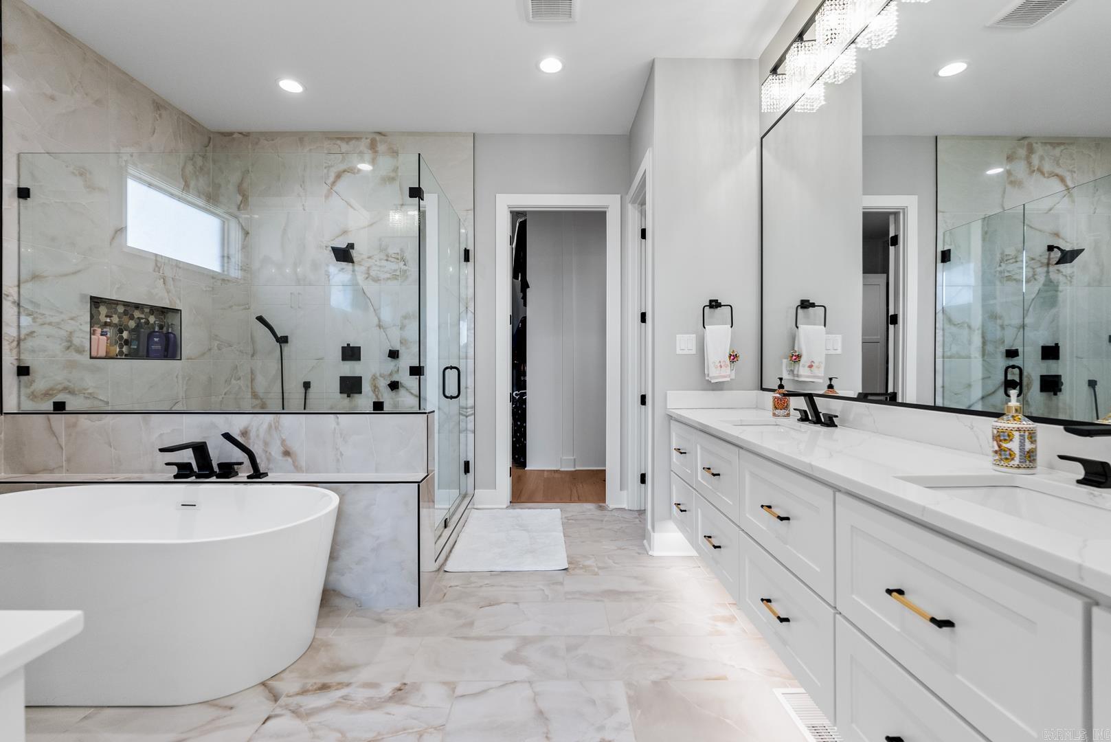 21 Haywood Court Little Rock, AR 72223