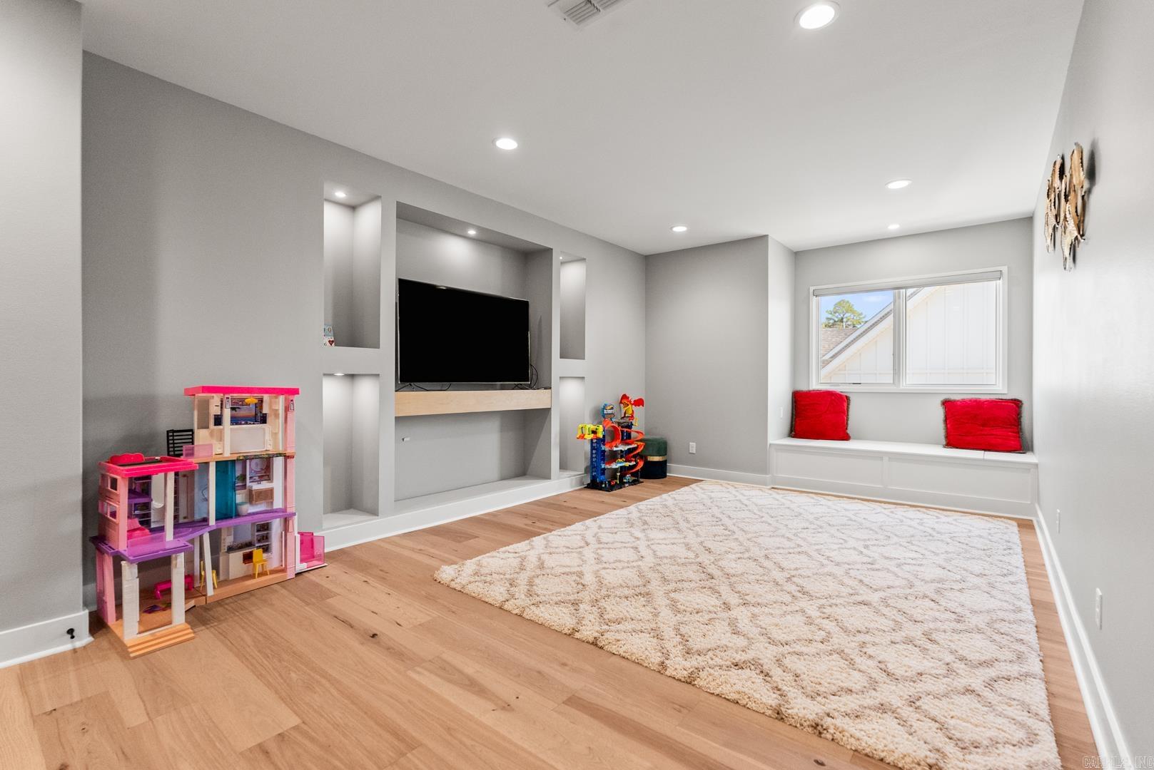 21 Haywood Court Little Rock, AR 72223