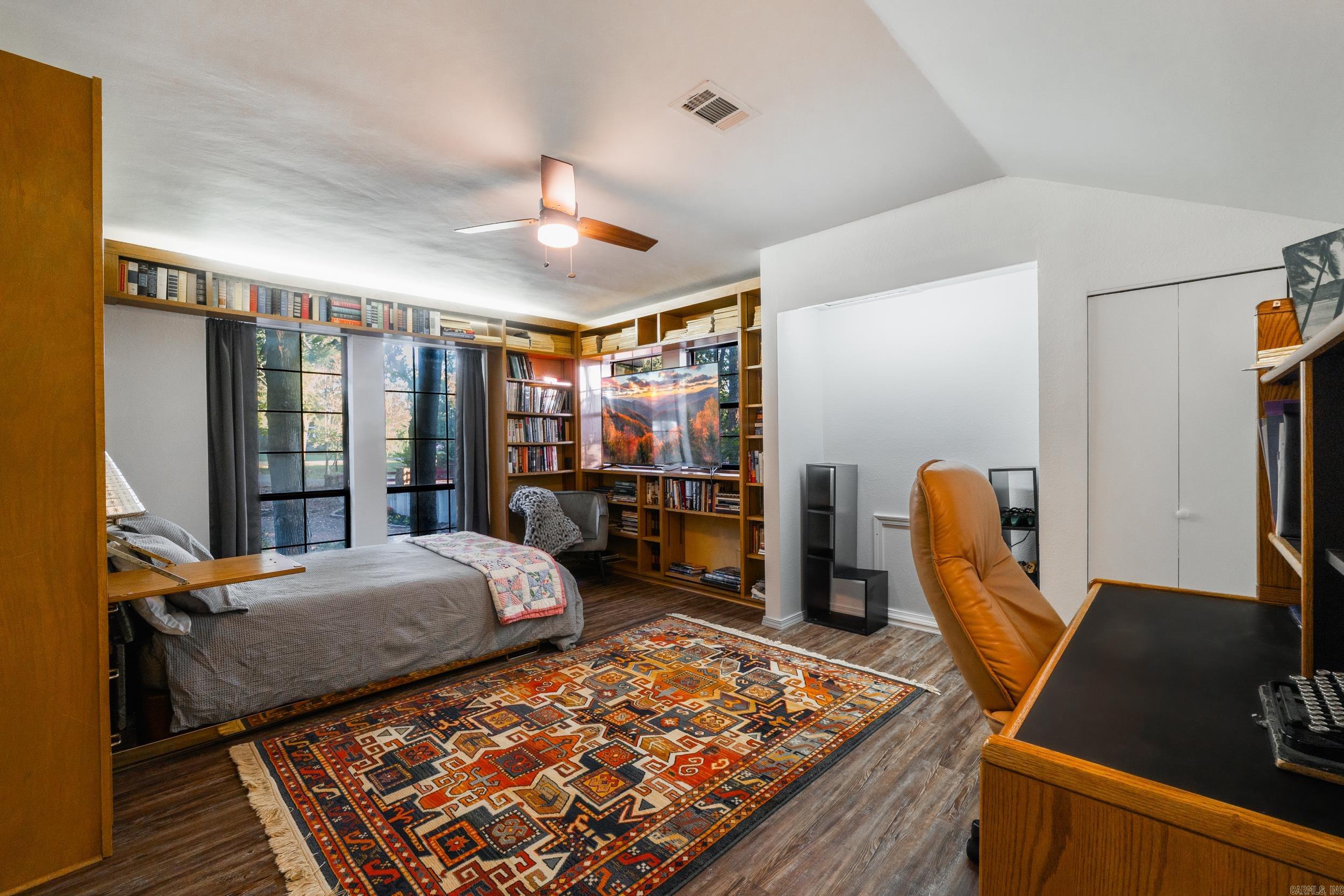 4 Briarwood Ln Clarksville, AR 72830