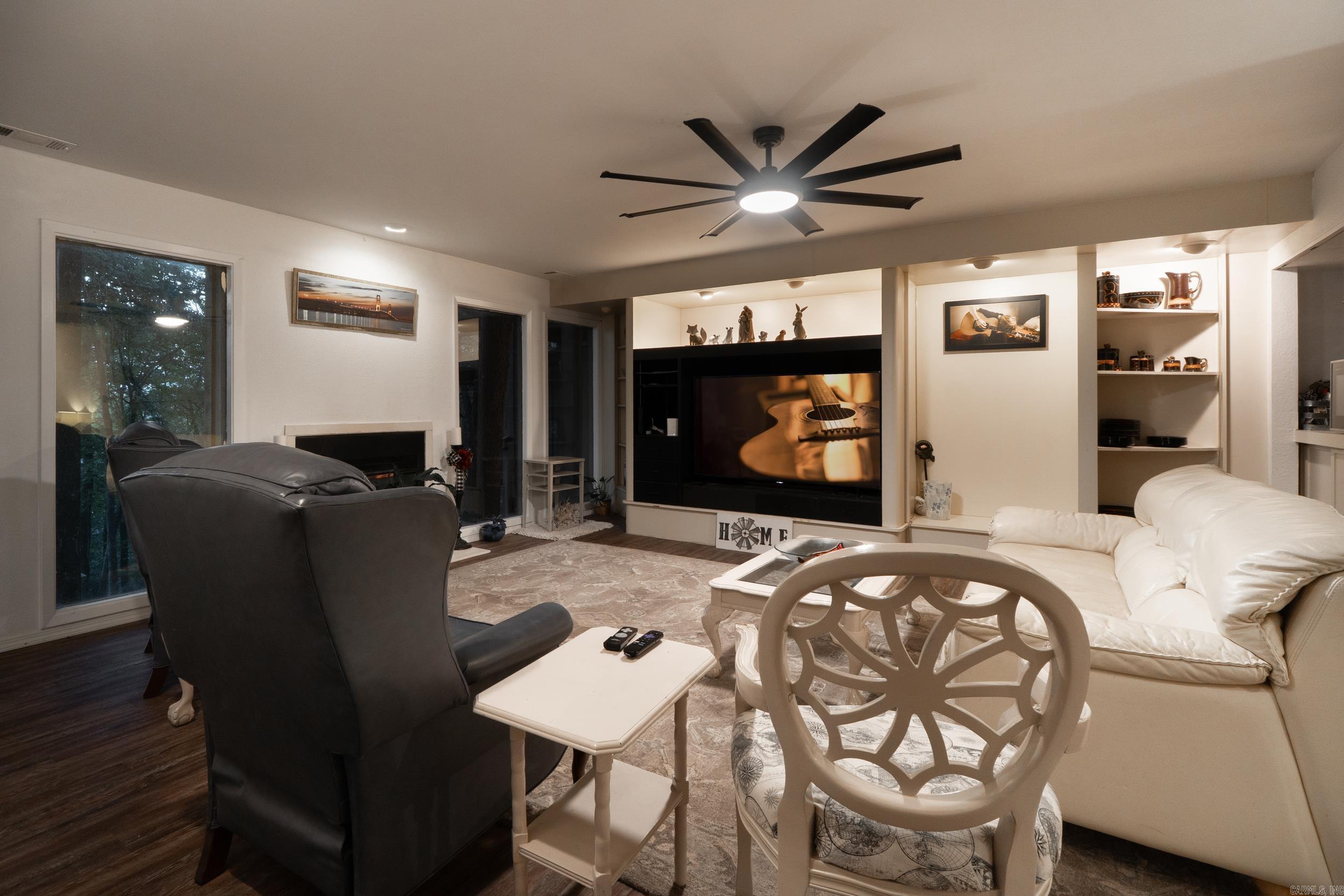 4 Briarwood Ln Clarksville, AR 72830