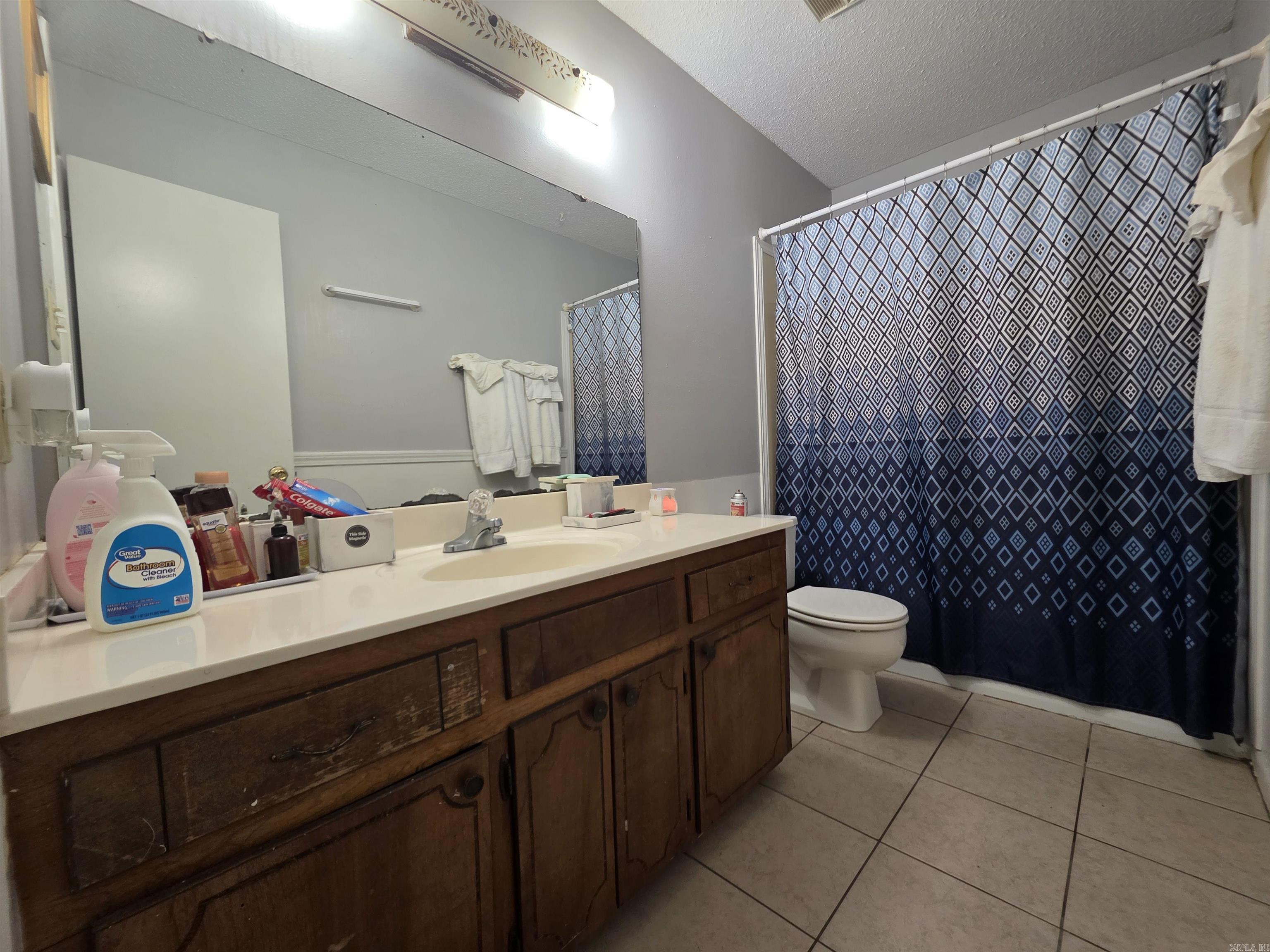 610/612 Newcastle Dr  Sherwood, AR