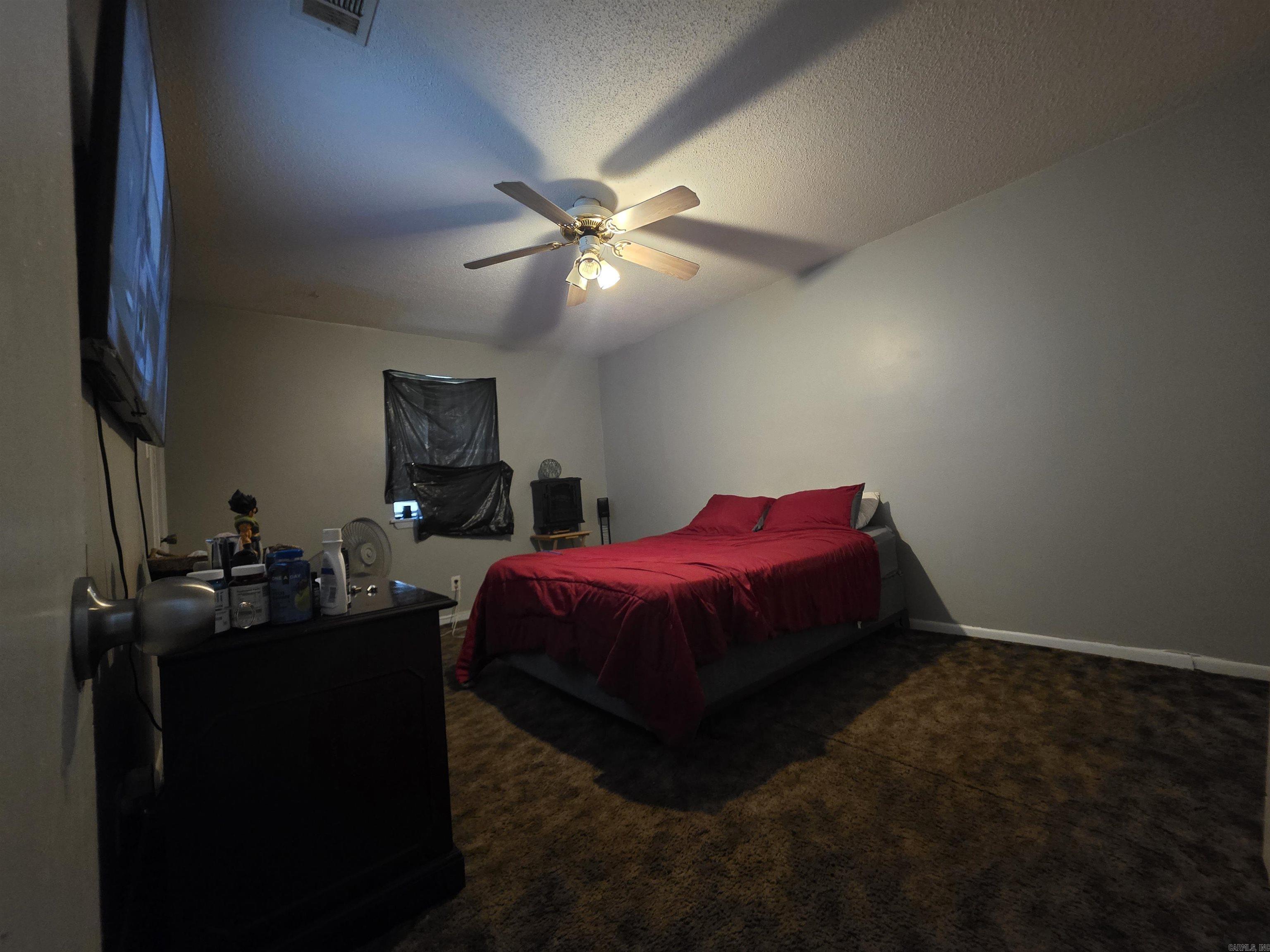 610/612 Newcastle Dr  Sherwood, AR