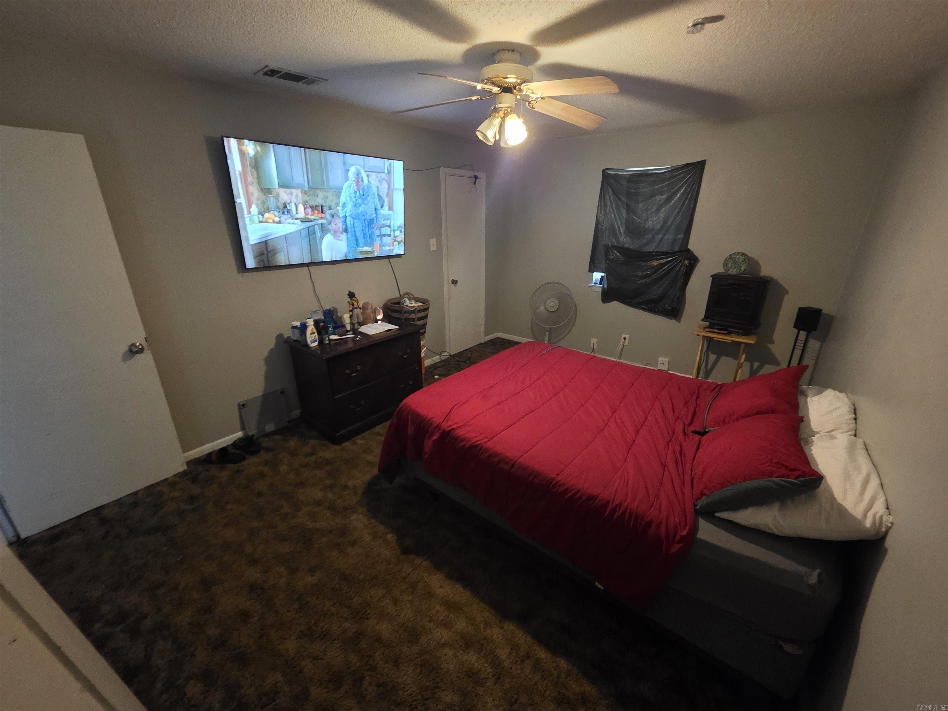 610/612 Newcastle Dr  Sherwood, AR