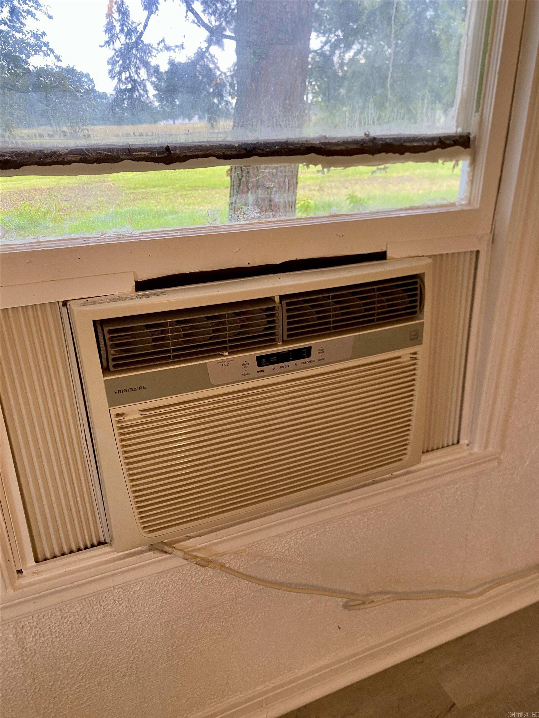 188 Private Road 2233  Hartman, AR