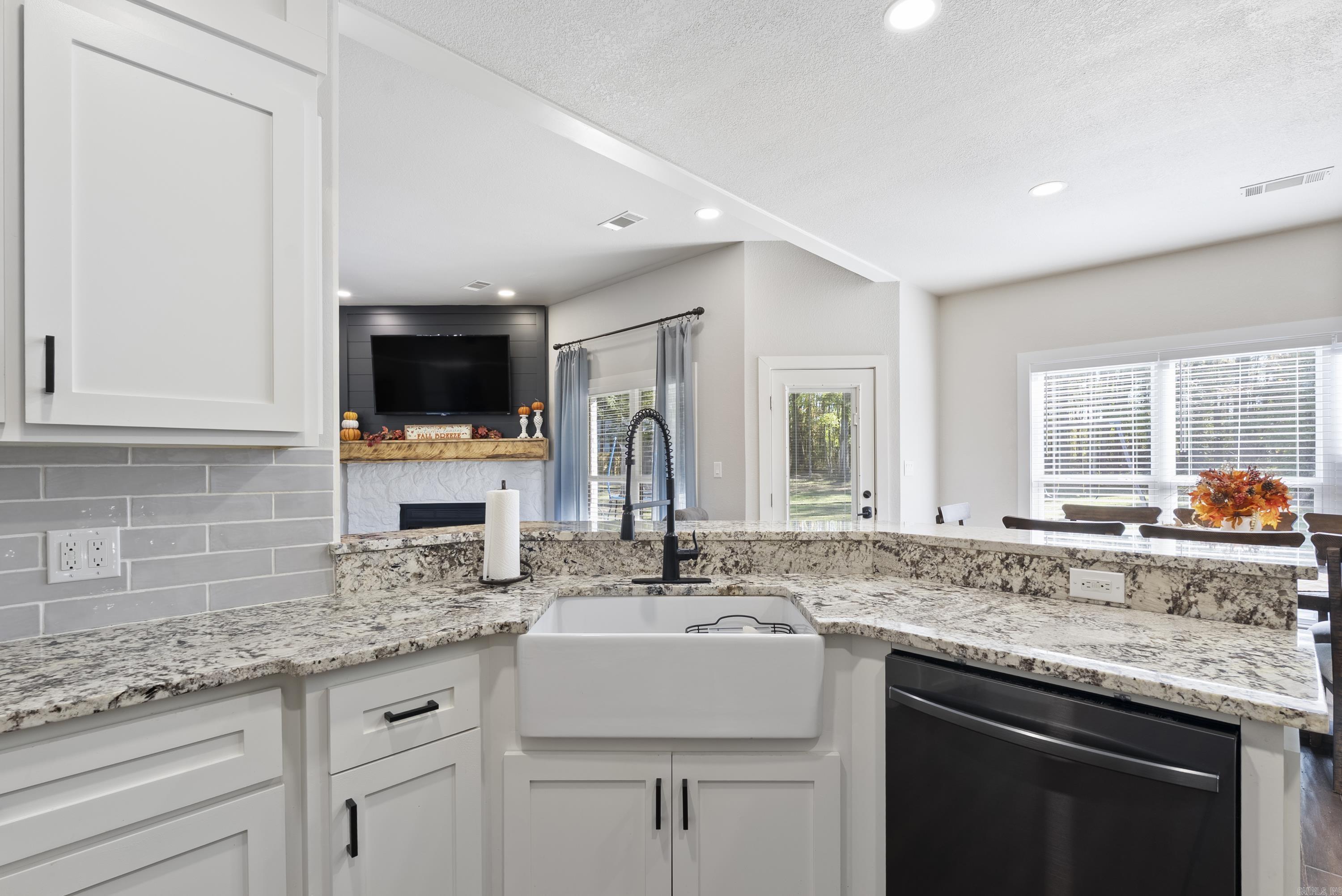 101 Burgess Lane Greenbrier, AR 72058