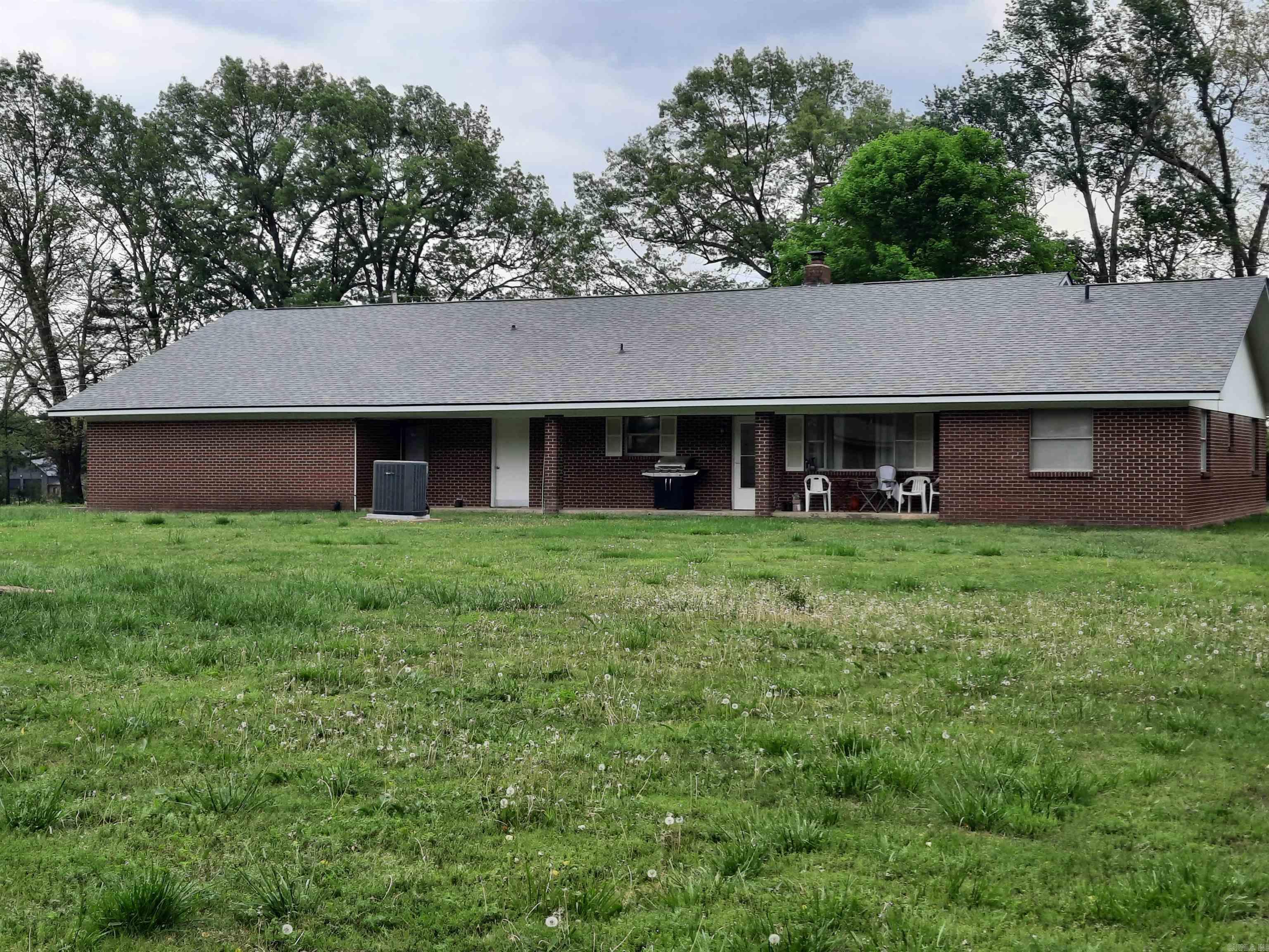 506 Hell Creek  Mountain View, AR