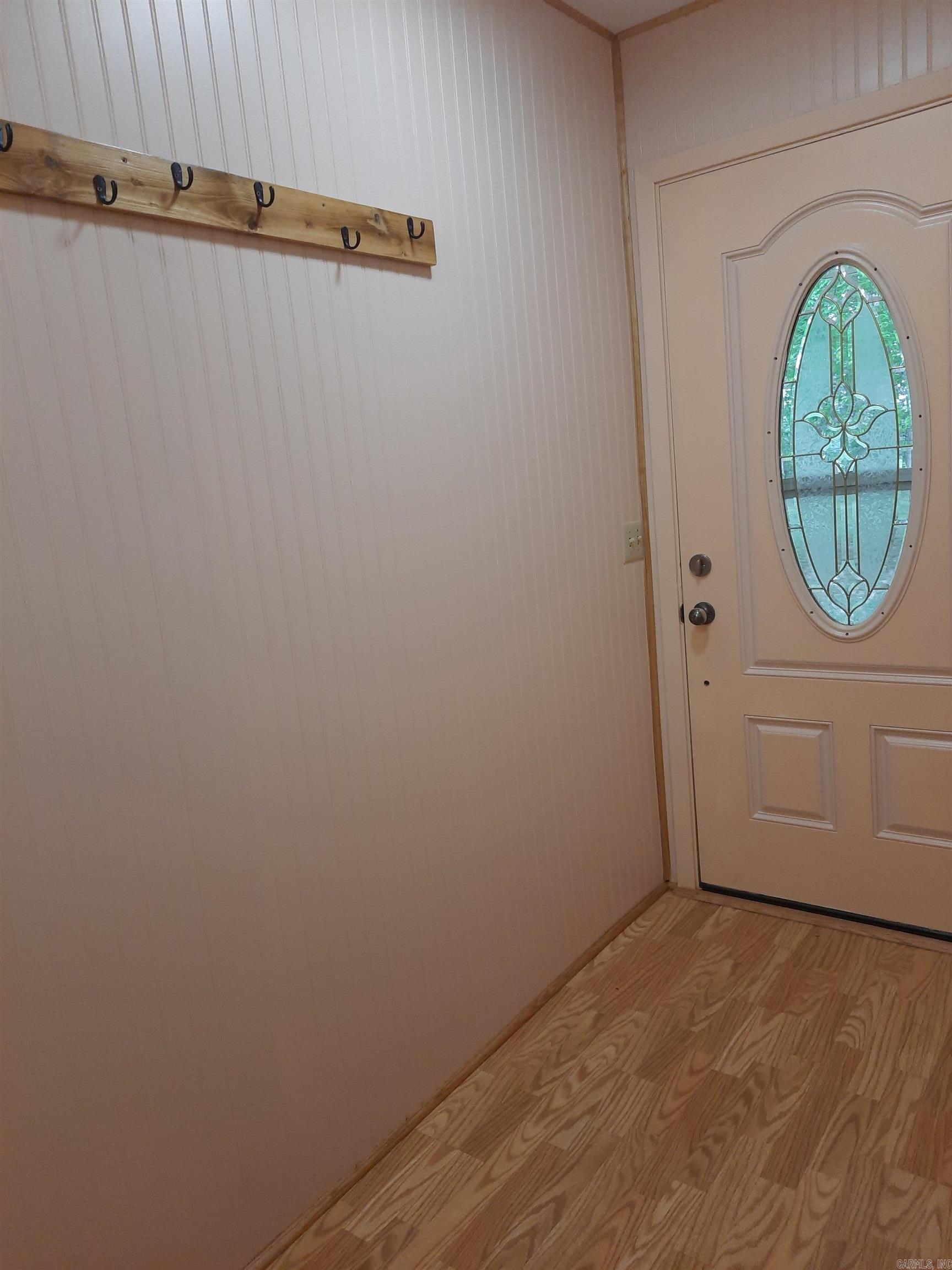 506 Hell Creek  Mountain View, AR