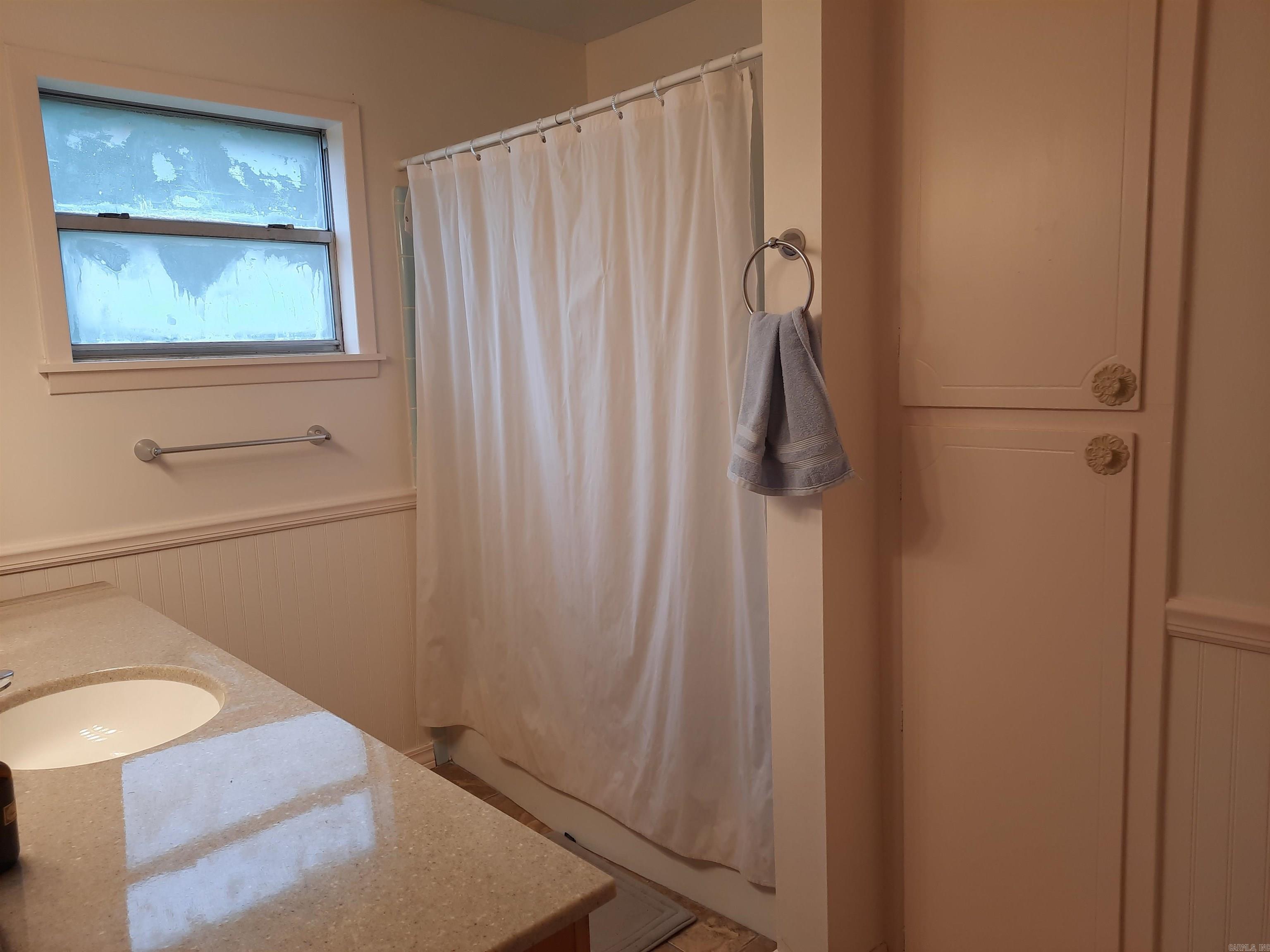 506 Hell Creek  Mountain View, AR