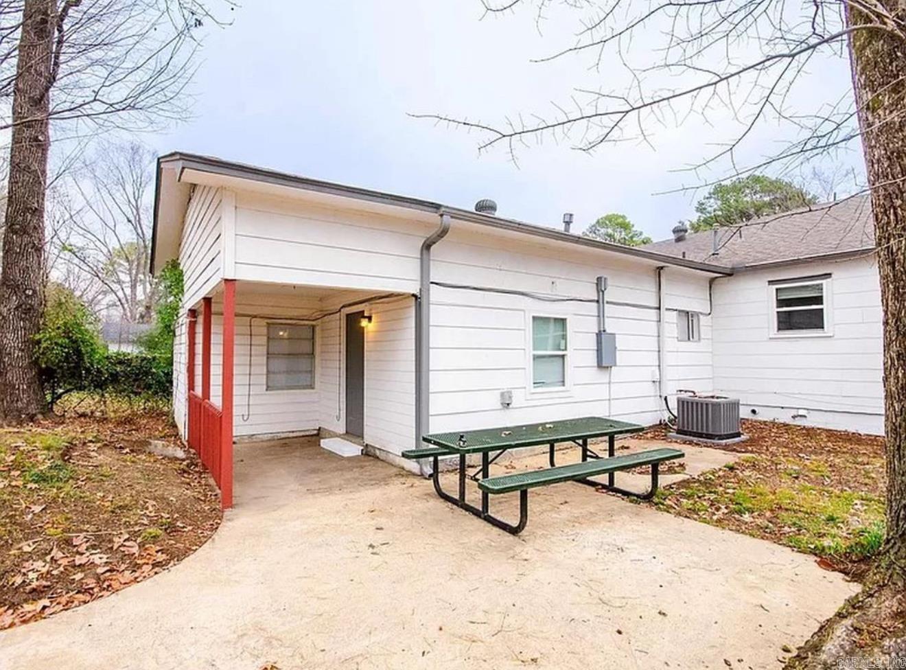 105 Mitchell St  Conway, AR