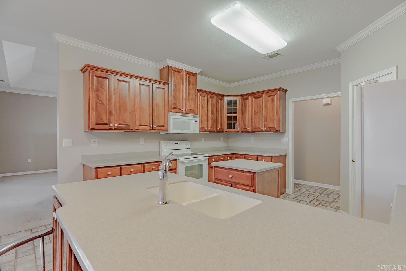 901 Balcom Ln Lane Trumann, AR 72472