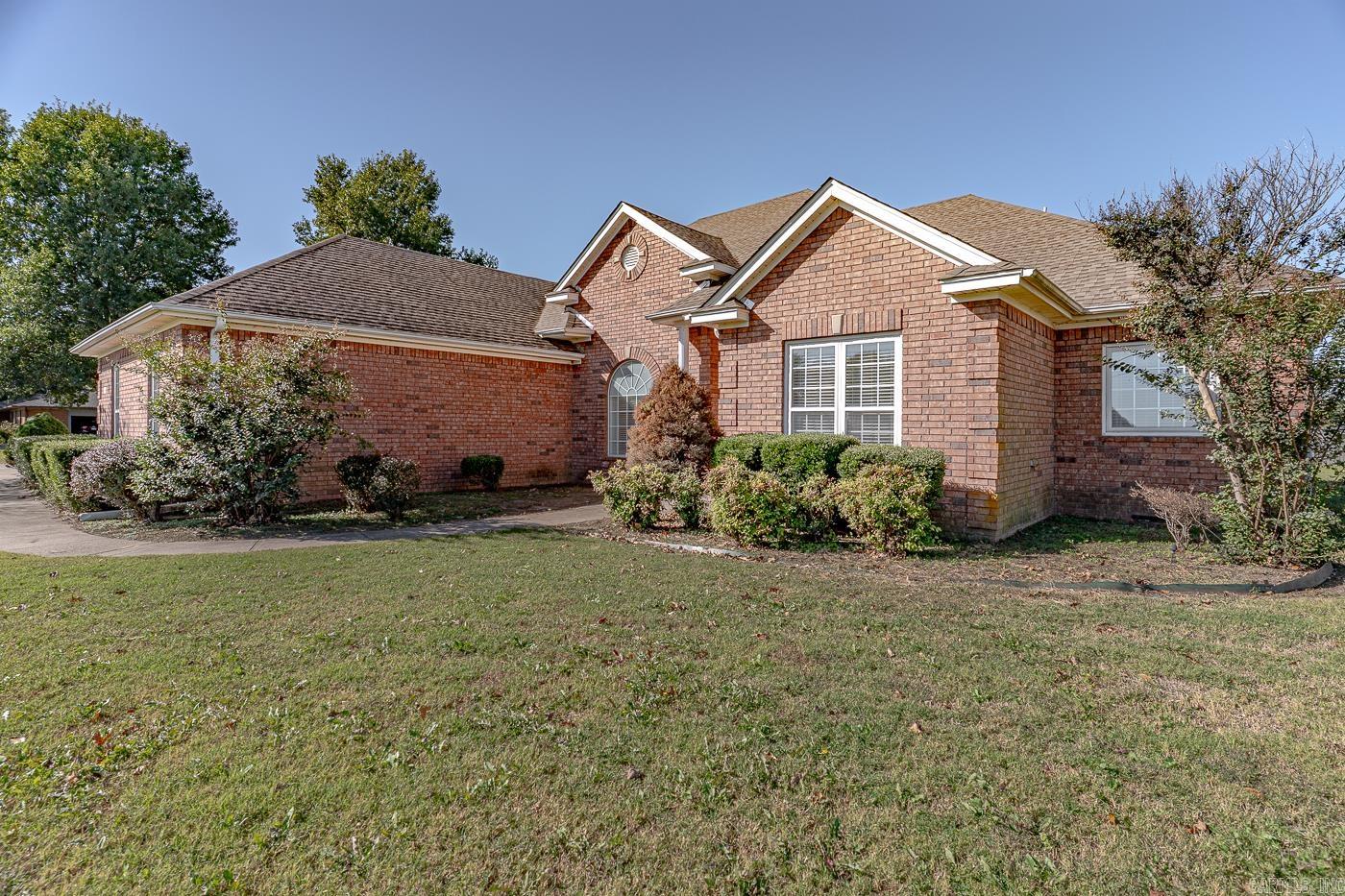 901 Balcom Ln Lane Trumann, AR 72472