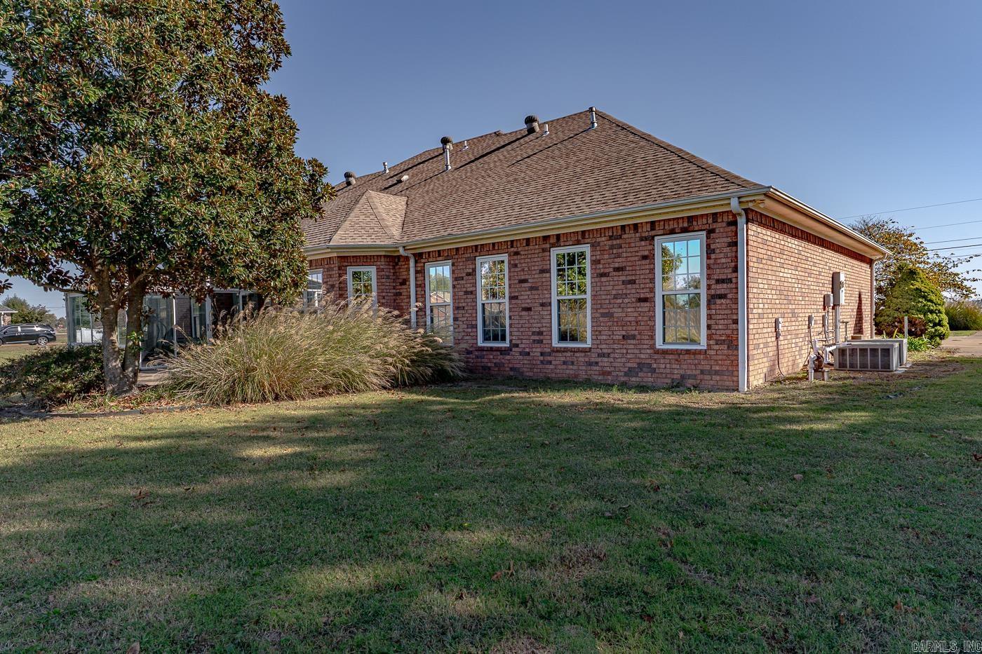 901 Balcom Ln Lane Trumann, AR 72472