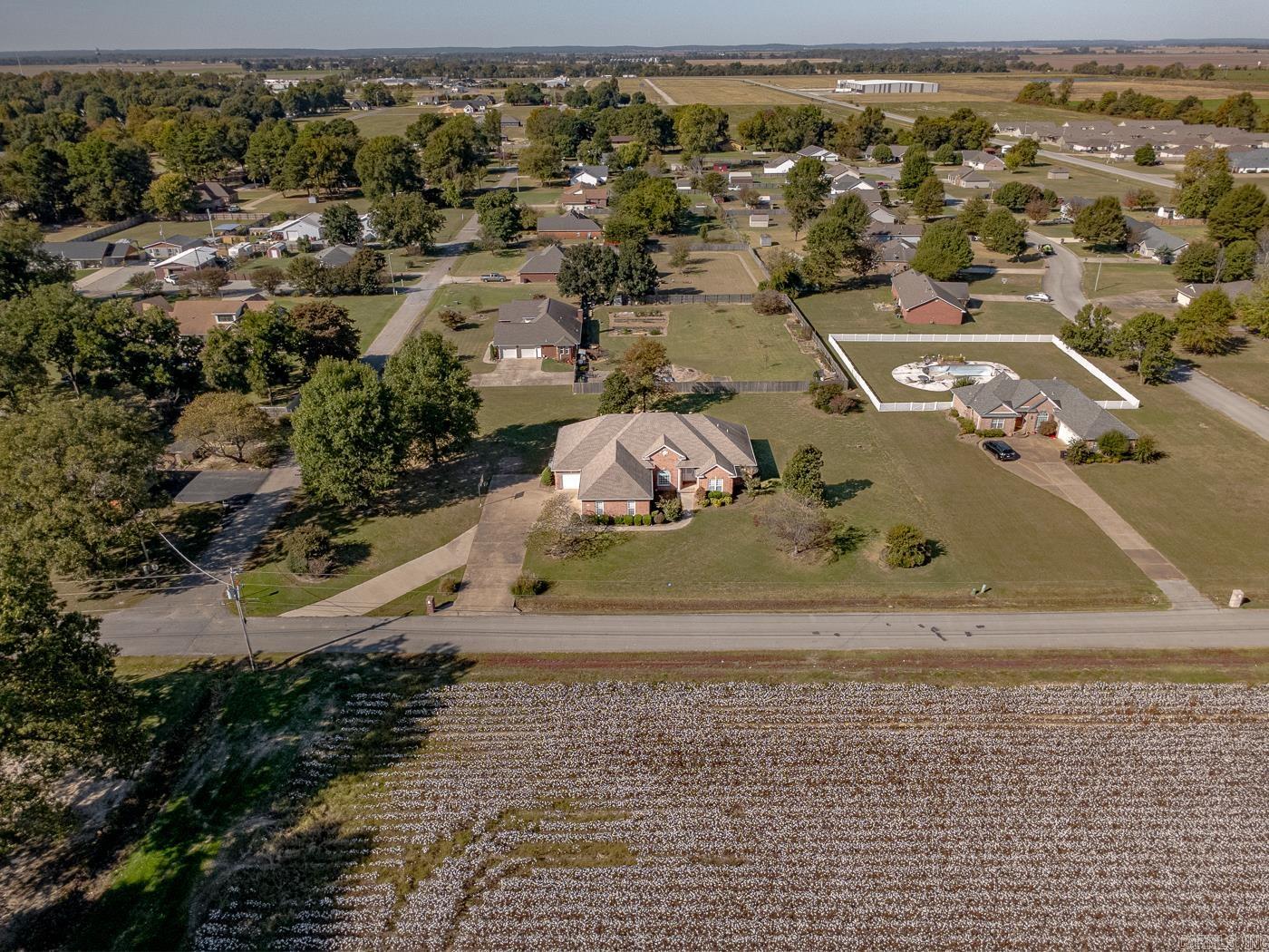 901 Balcom Ln Lane Trumann, AR 72472