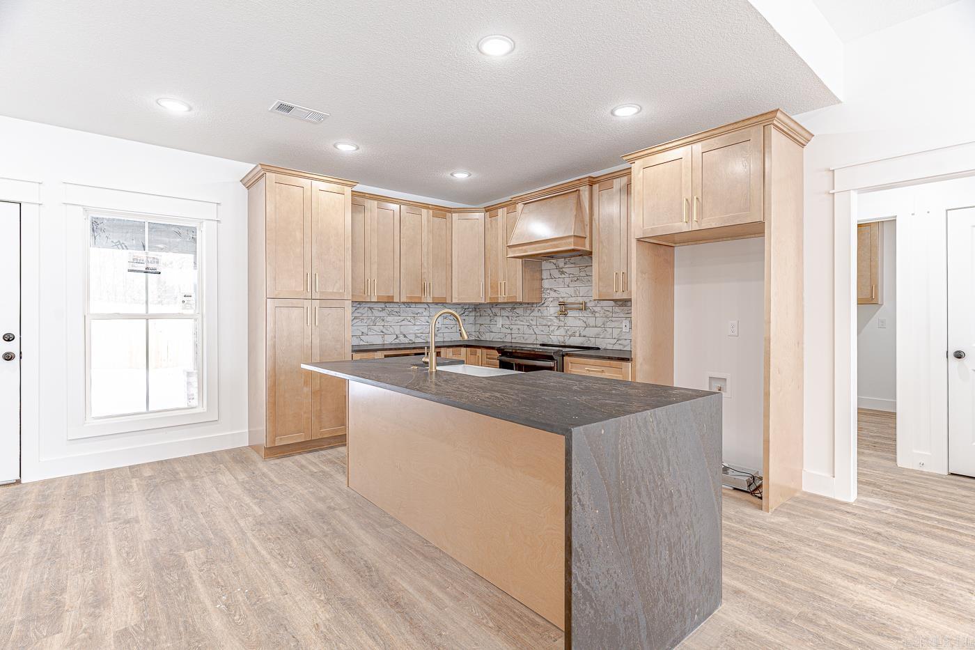 219 Woodland Trail  Bono, AR