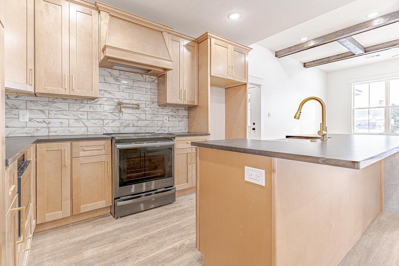 219 Woodland Trail Bono, AR 72416