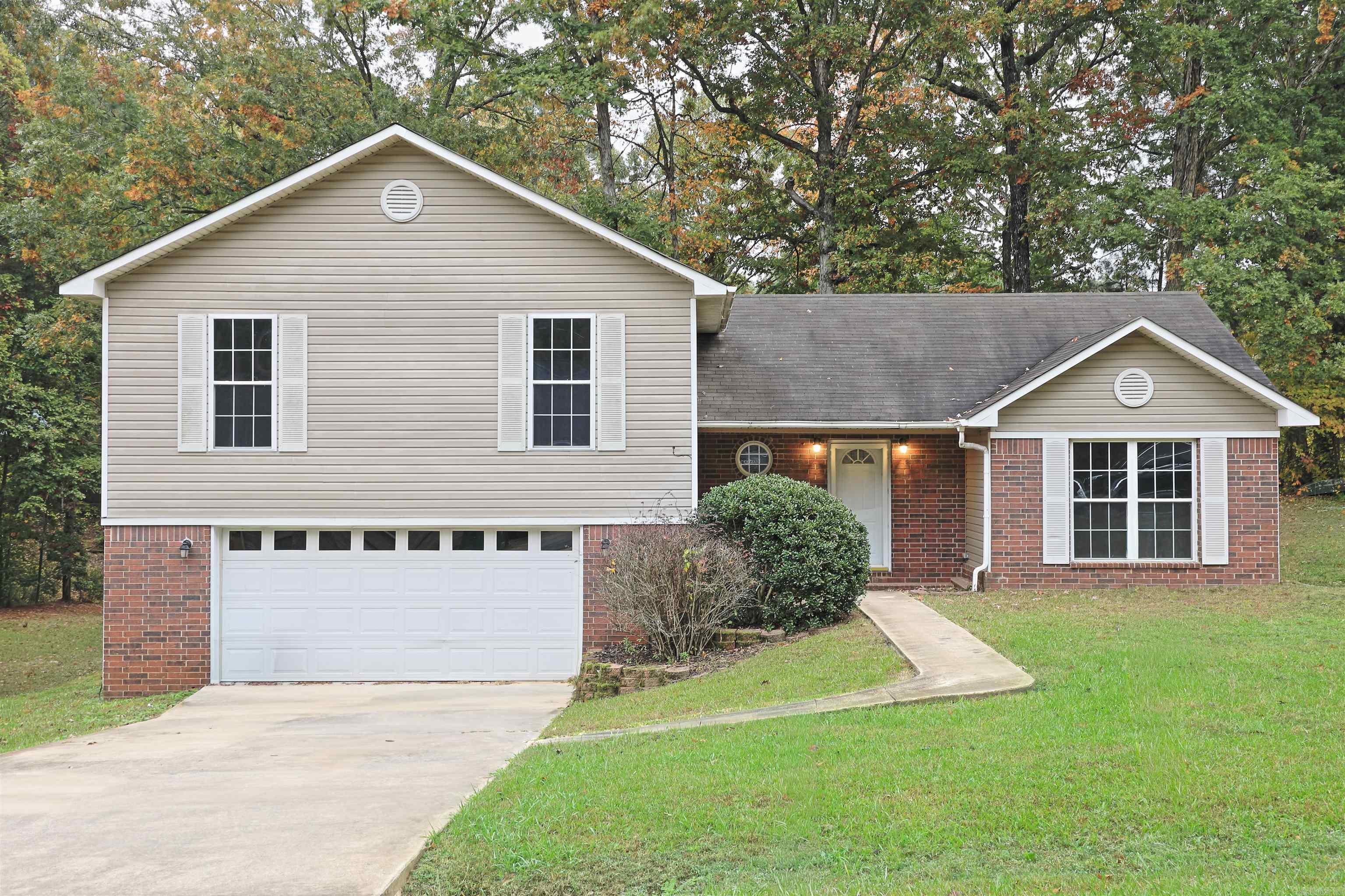 712 Michael Drive Redfield, AR 72132