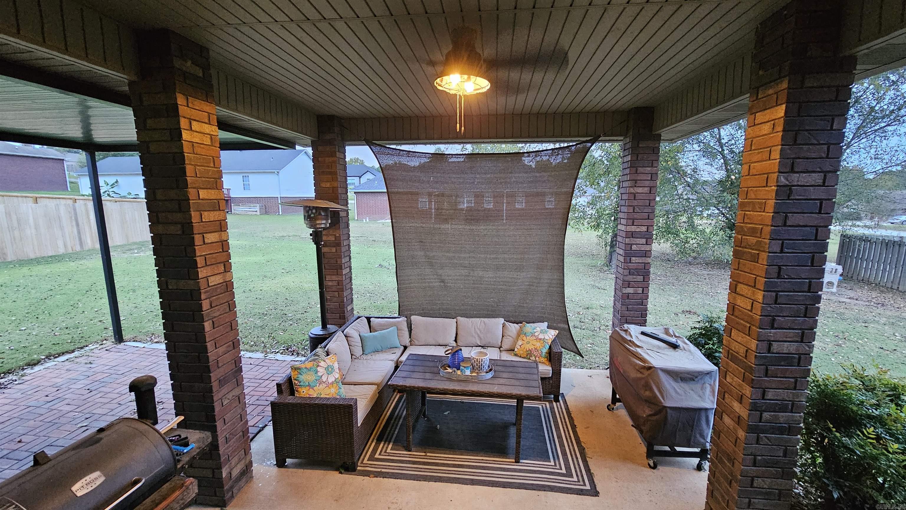 2200 N 8 1/2 Street Paragould, AR 72450