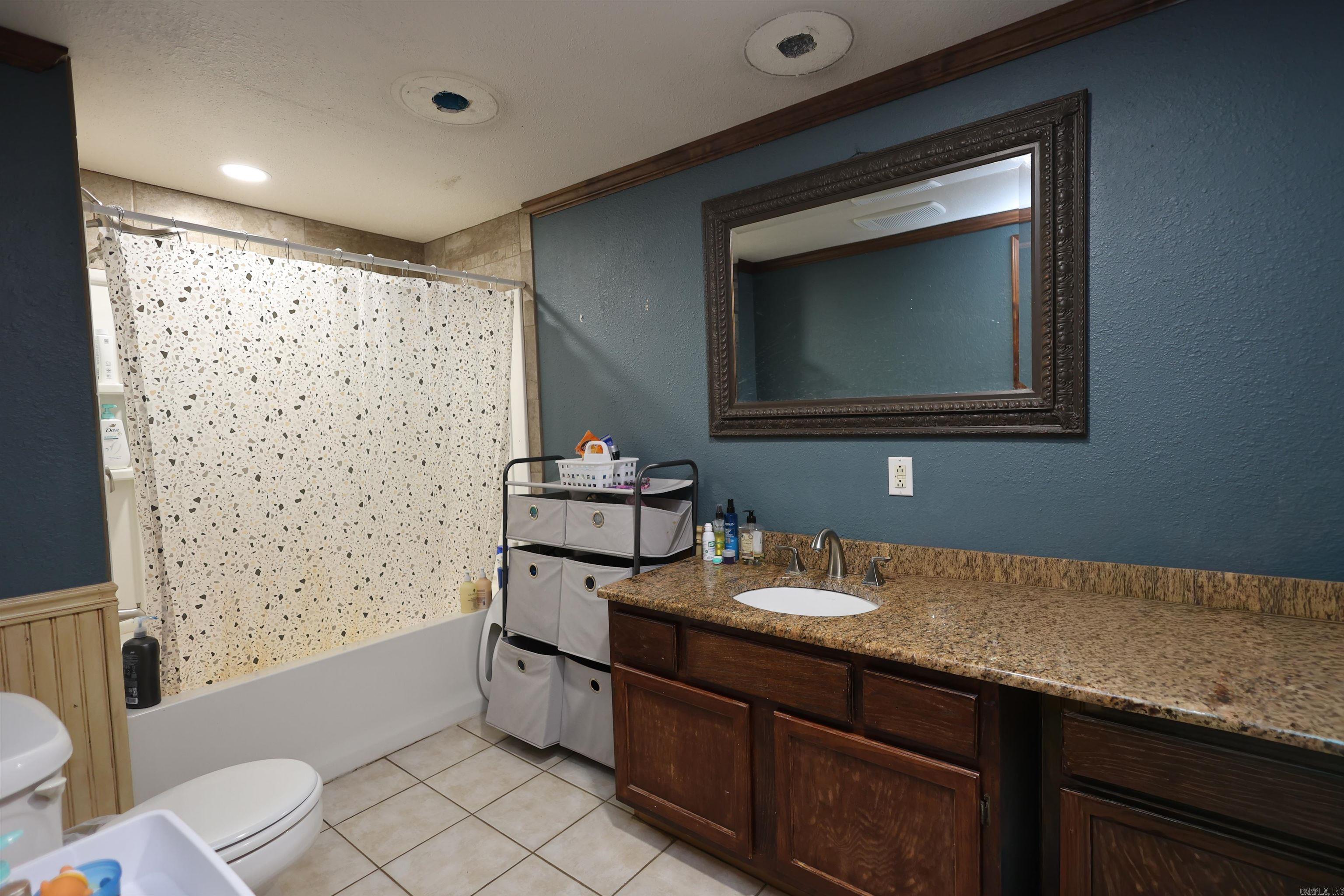 2567 Highway 70  Amity, AR