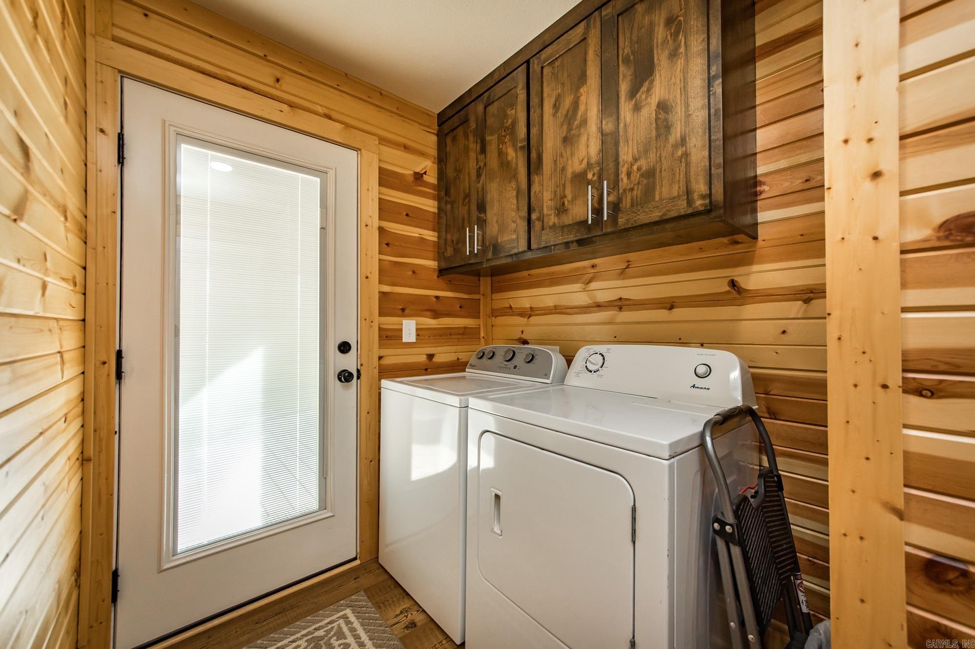 75 Stark Avenue  Greers Ferry, AR