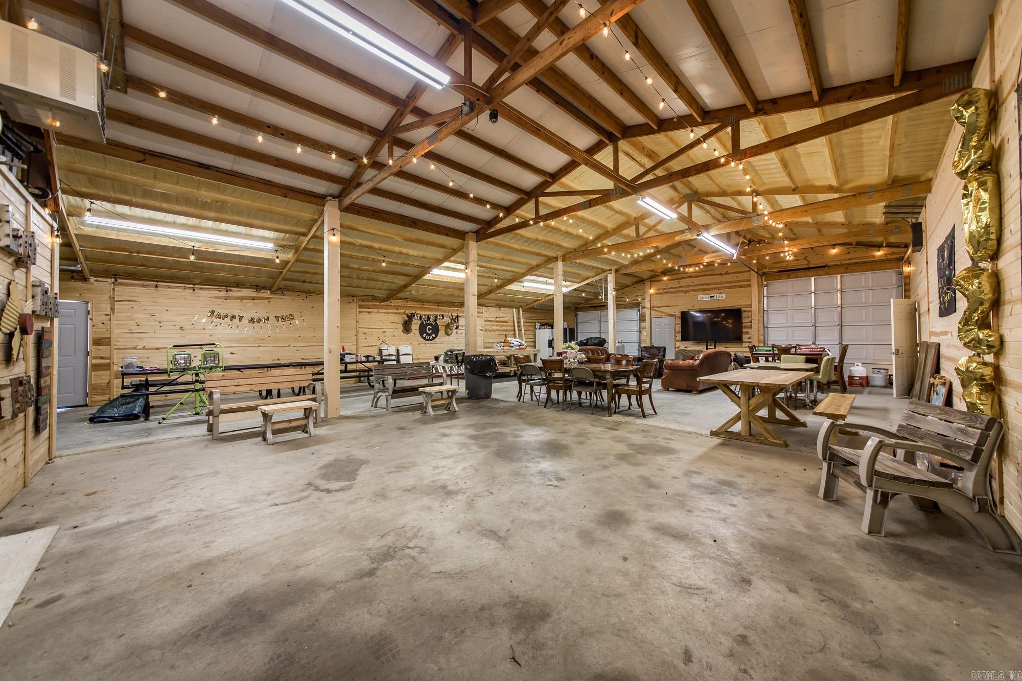 75 Stark Avenue  Greers Ferry, AR