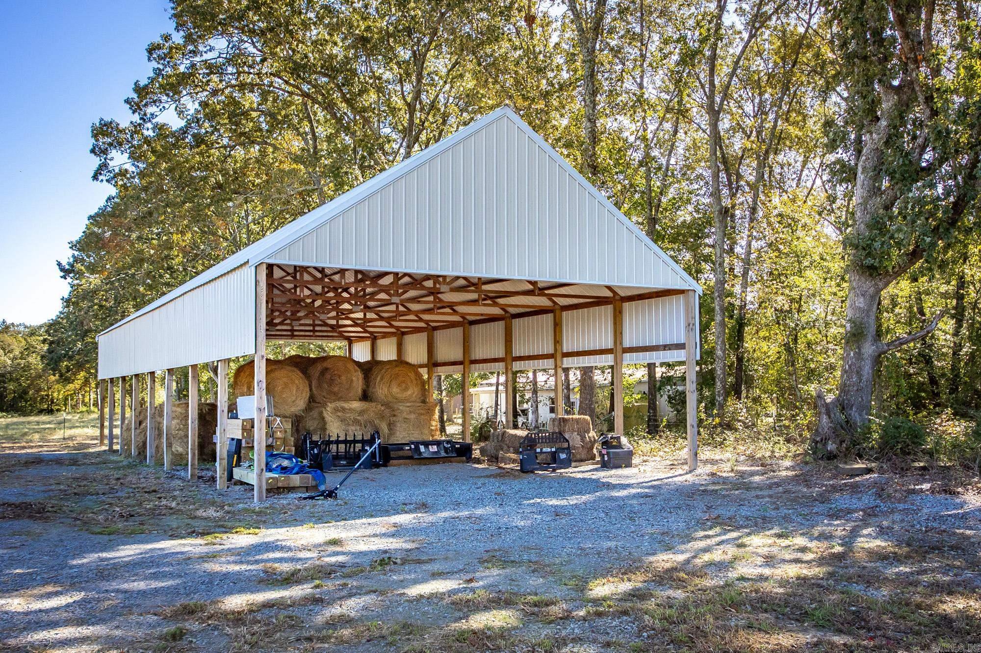 75 Stark Avenue  Greers Ferry, AR