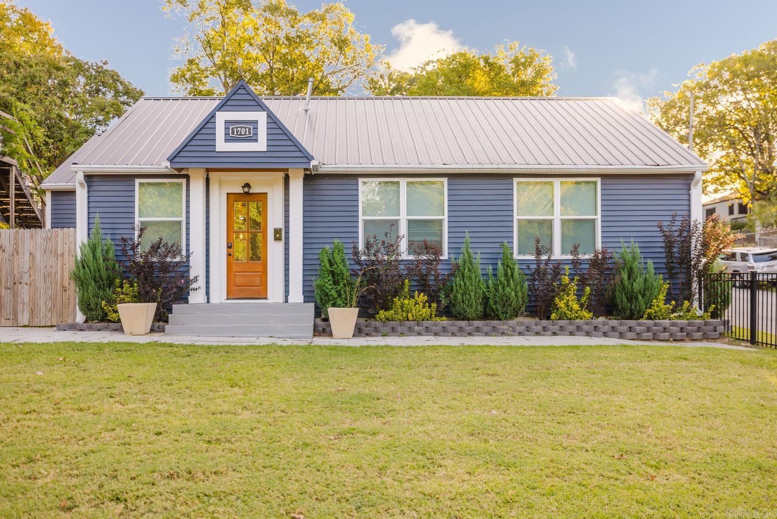 1701 N University Little Rock, AR 72207