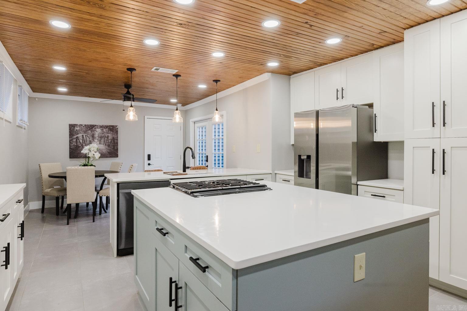 1701 N University Little Rock, AR 72207