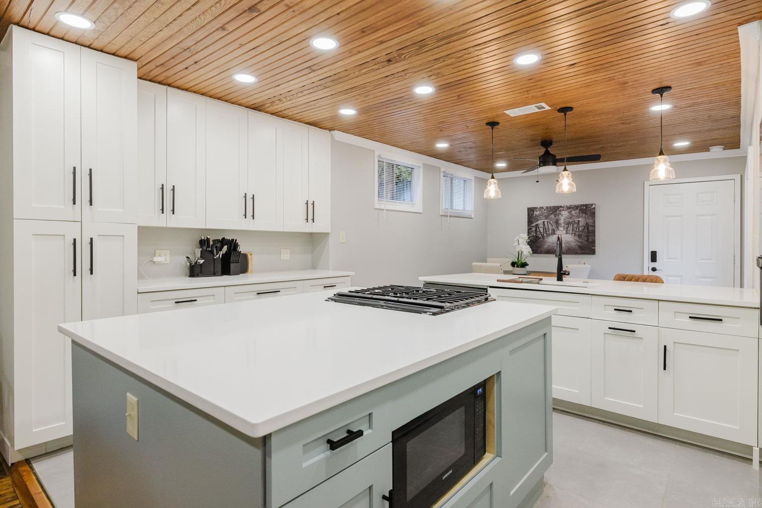 1701 N University Little Rock, AR 72207