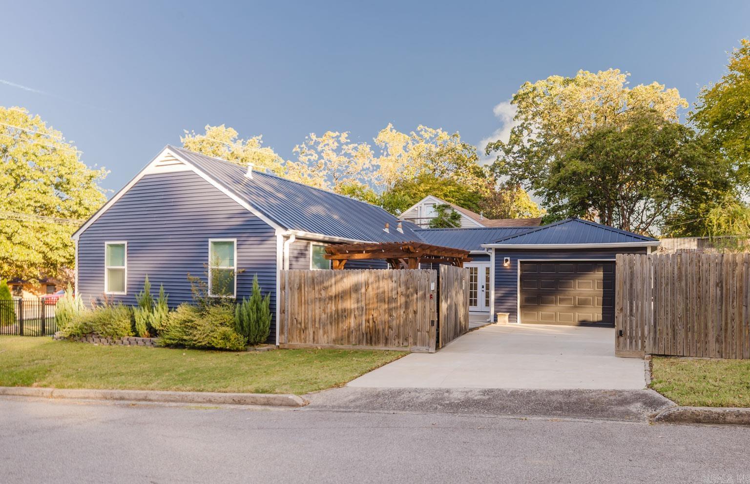 1701 N University Little Rock, AR 72207