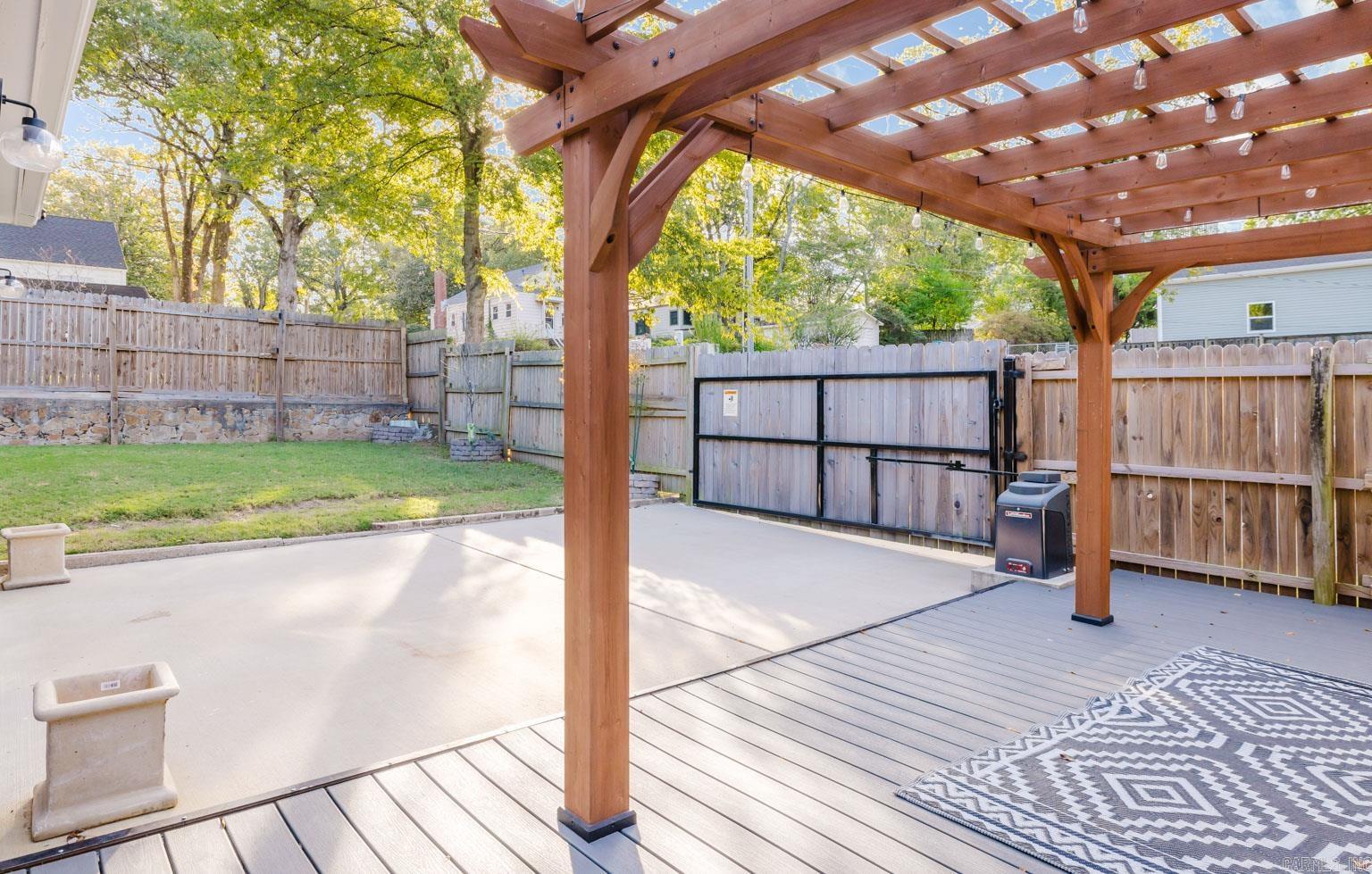 1701 N University Little Rock, AR 72207