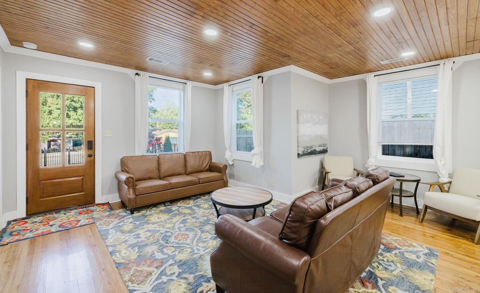 1701 N University Little Rock, AR 72207