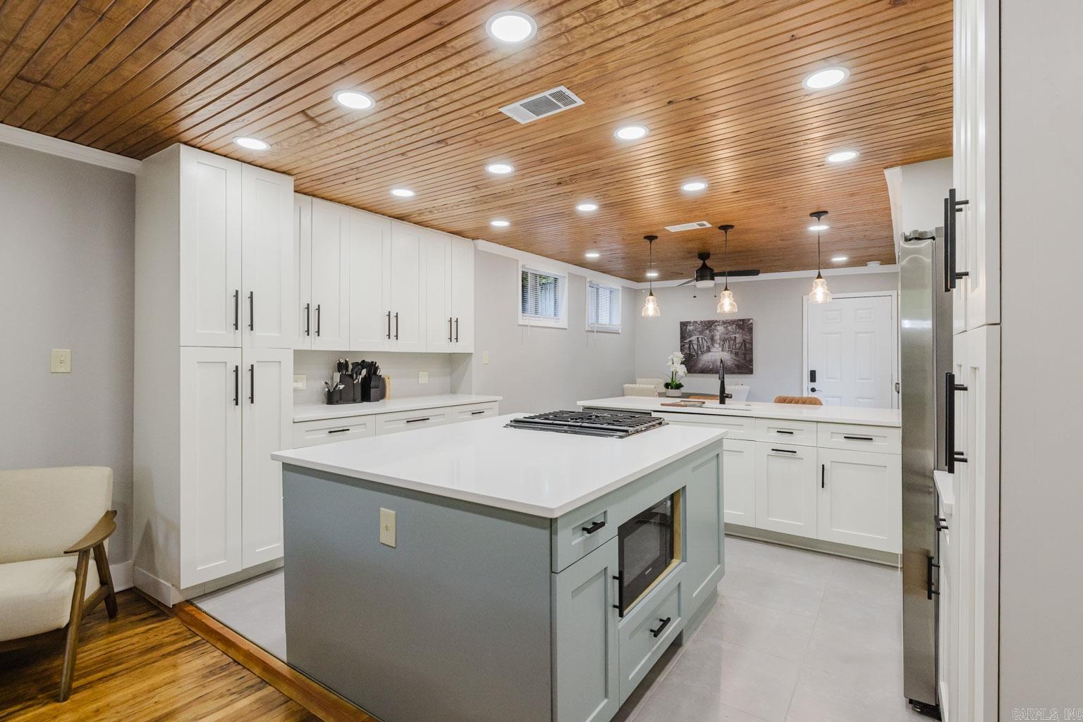 1701 N University Little Rock, AR 72207