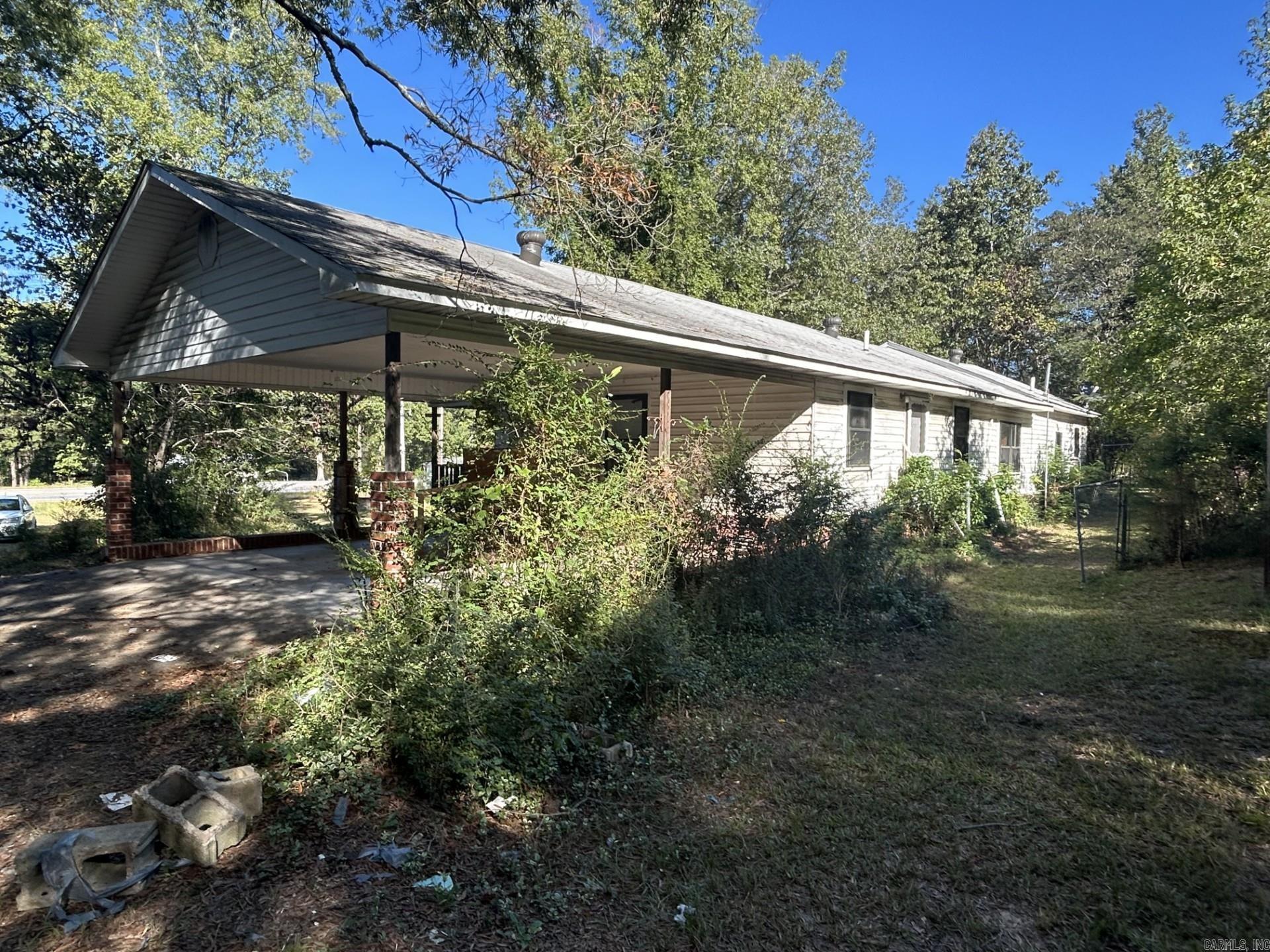 10588 N 167  Sheridan, AR