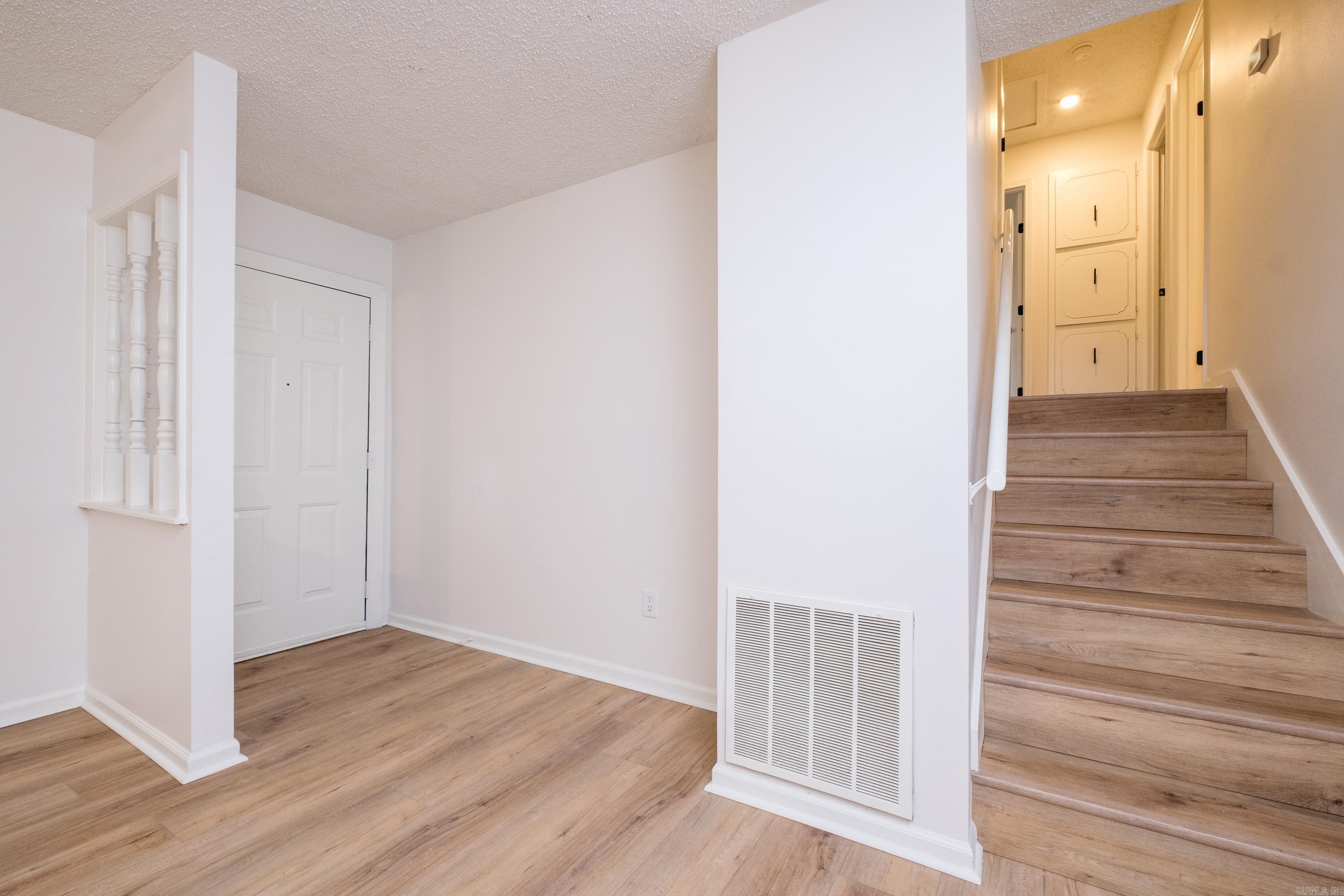 17 Sunset Drive North Little Rock, AR 72118