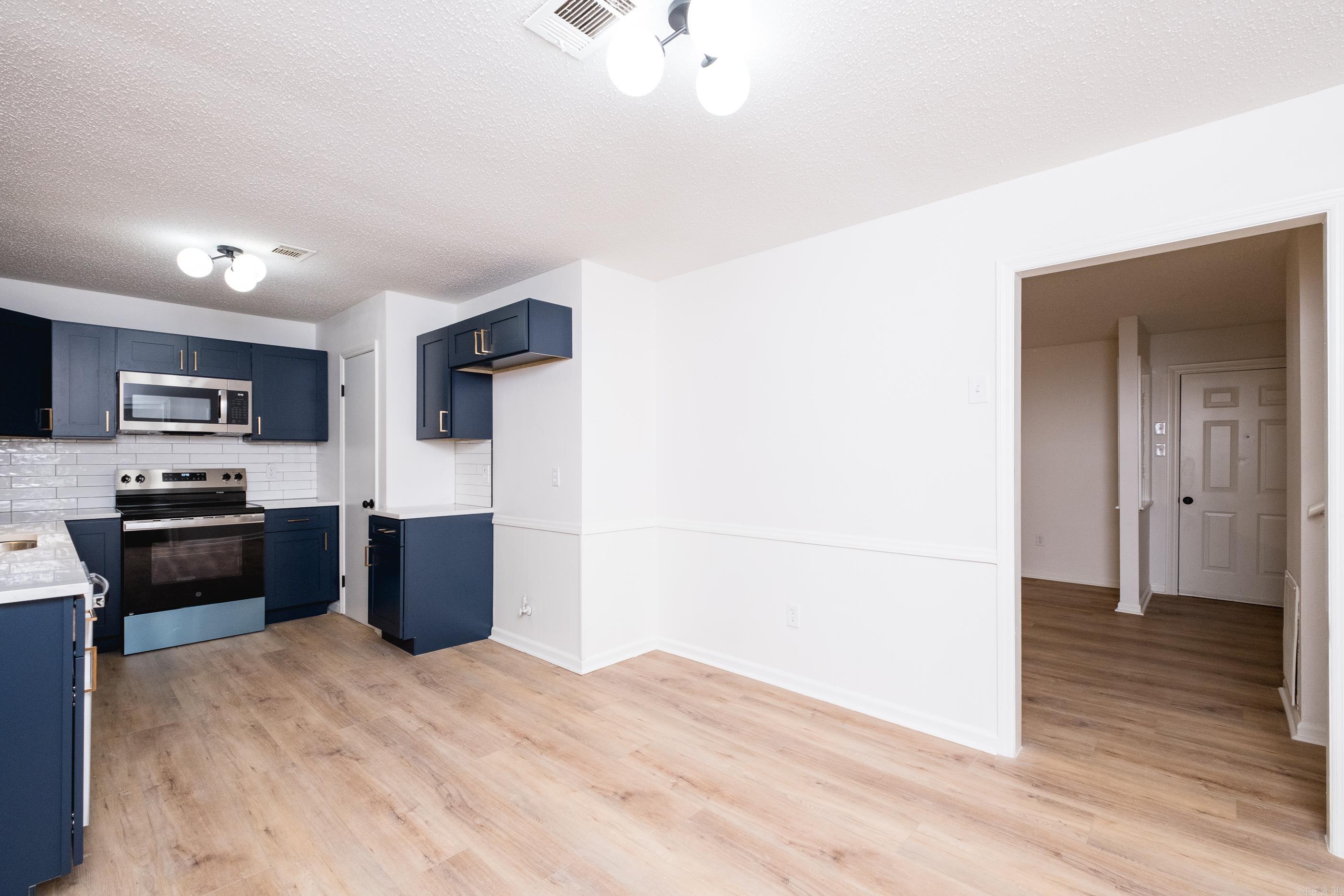 17 Sunset Drive North Little Rock, AR 72118