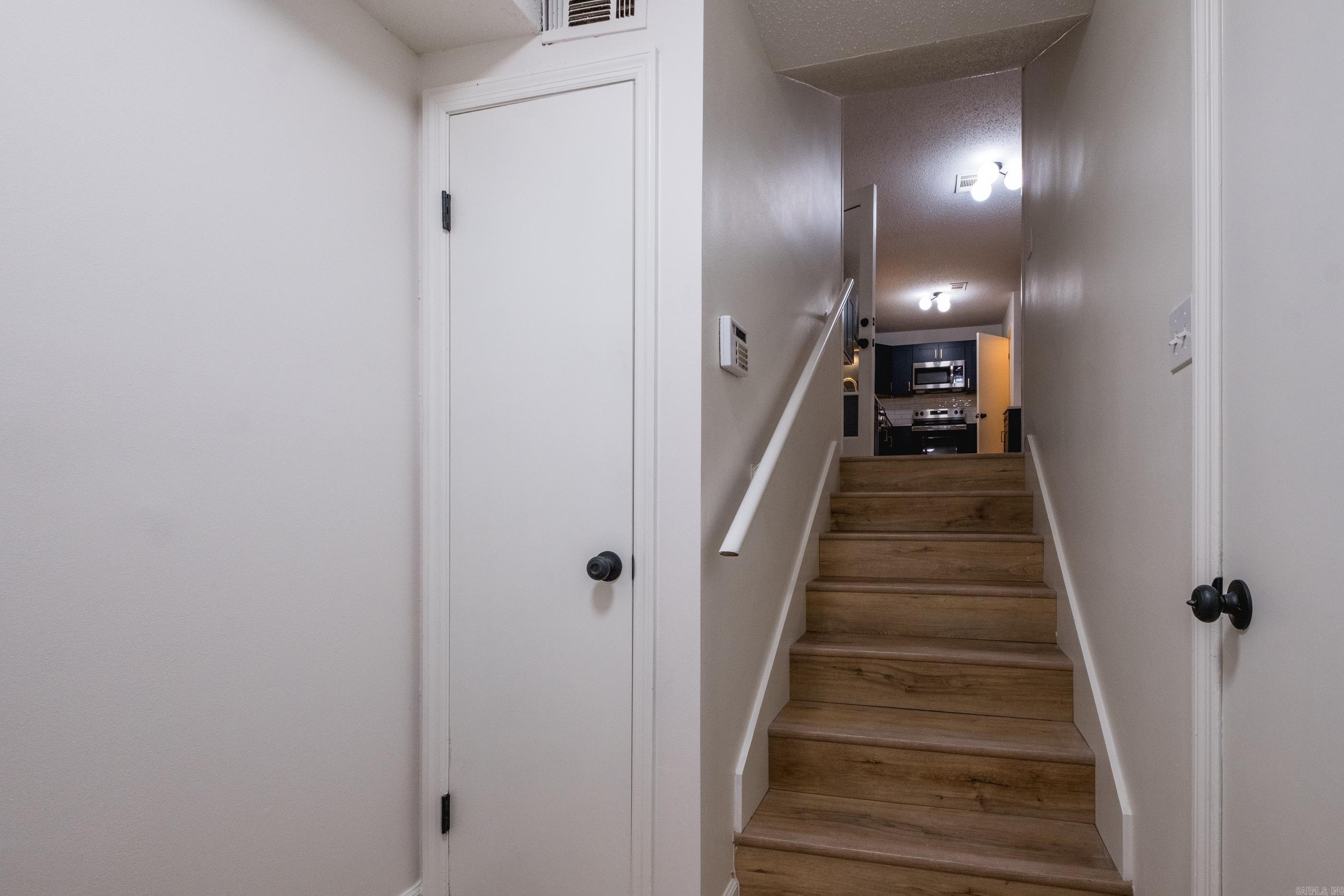 17 Sunset Drive North Little Rock, AR 72118