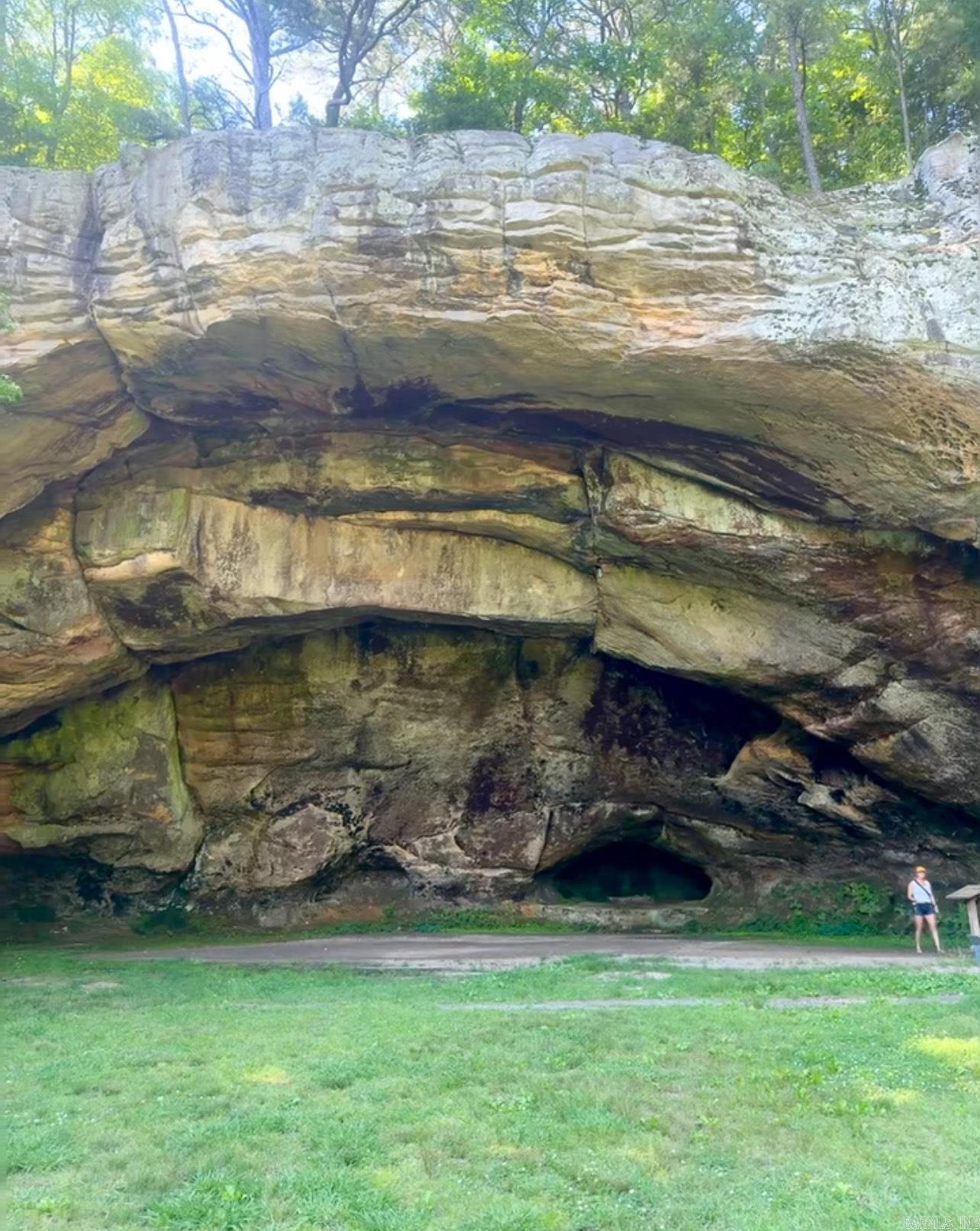 3028 Summerhill Place  Fairfield Bay, AR