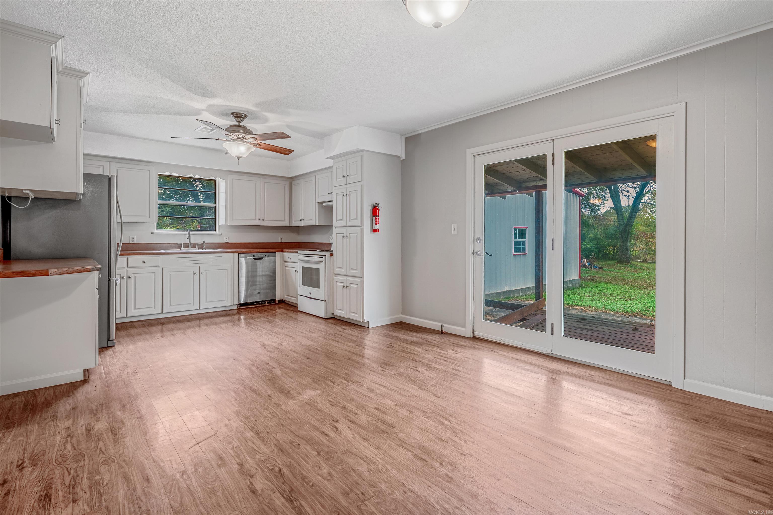 216 Highway 107 Enola, AR 72047