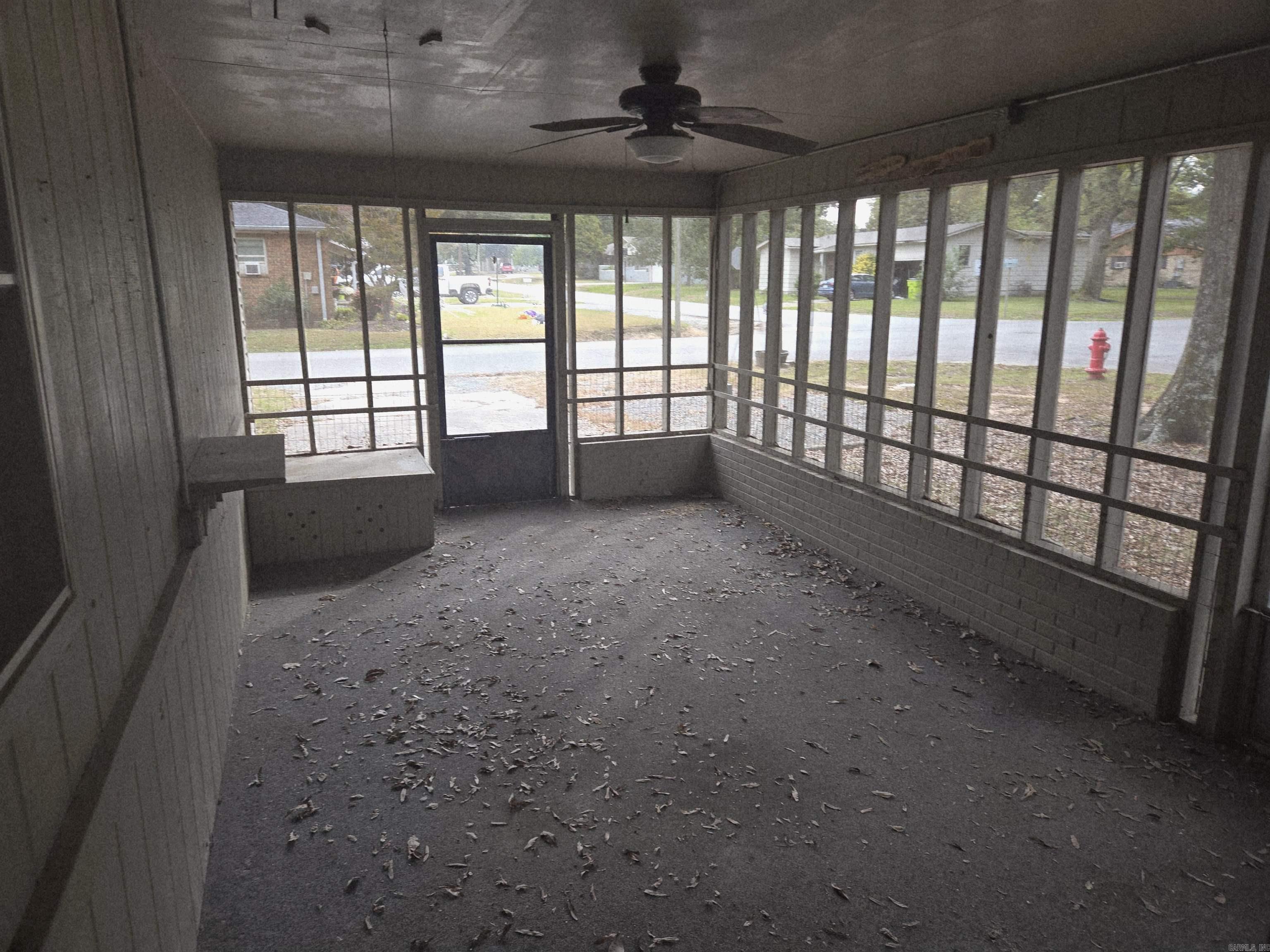 1010 S Columbus Street Stuttgart, AR 72160