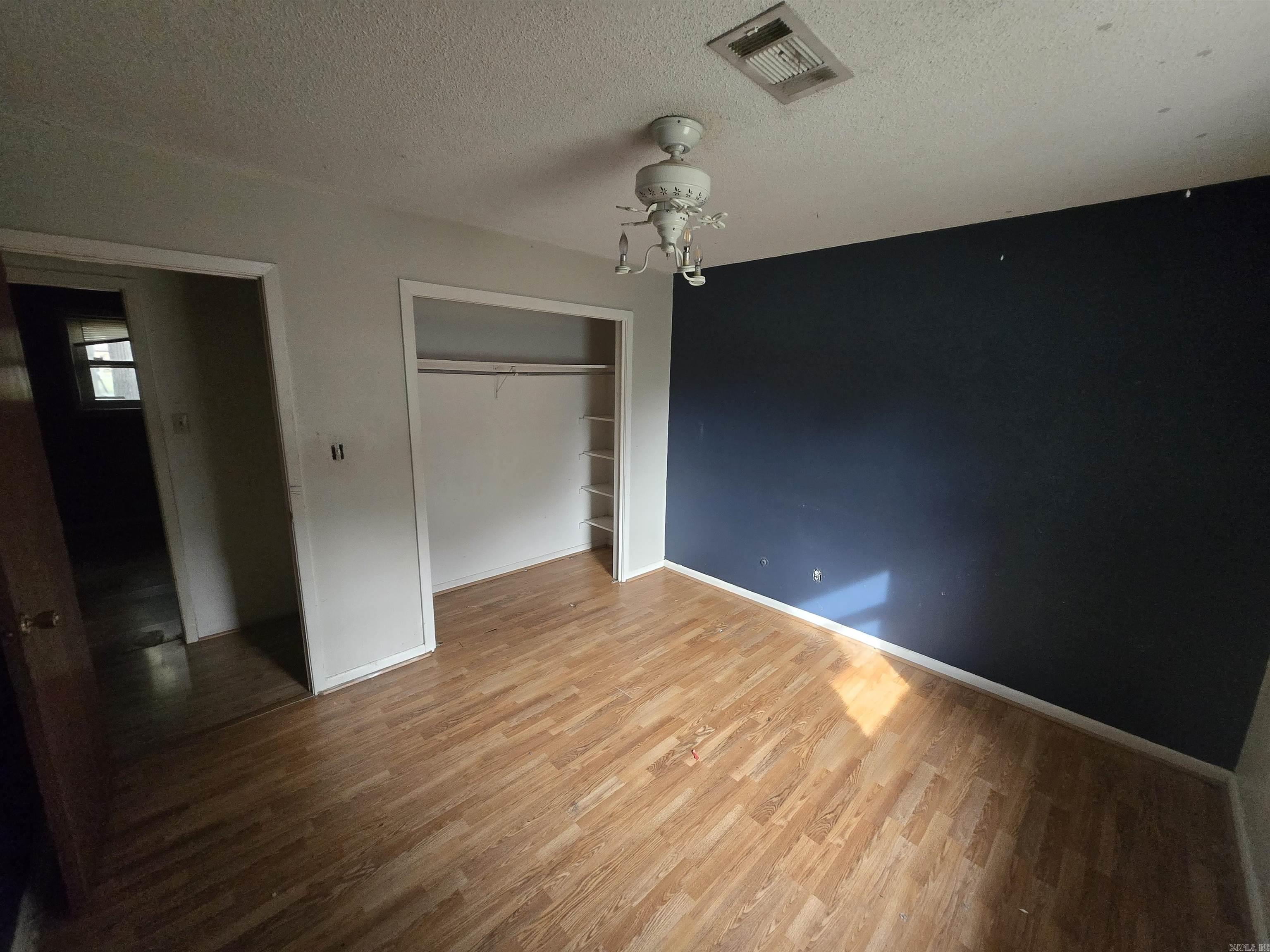 1010 S Columbus Street Stuttgart, AR 72160