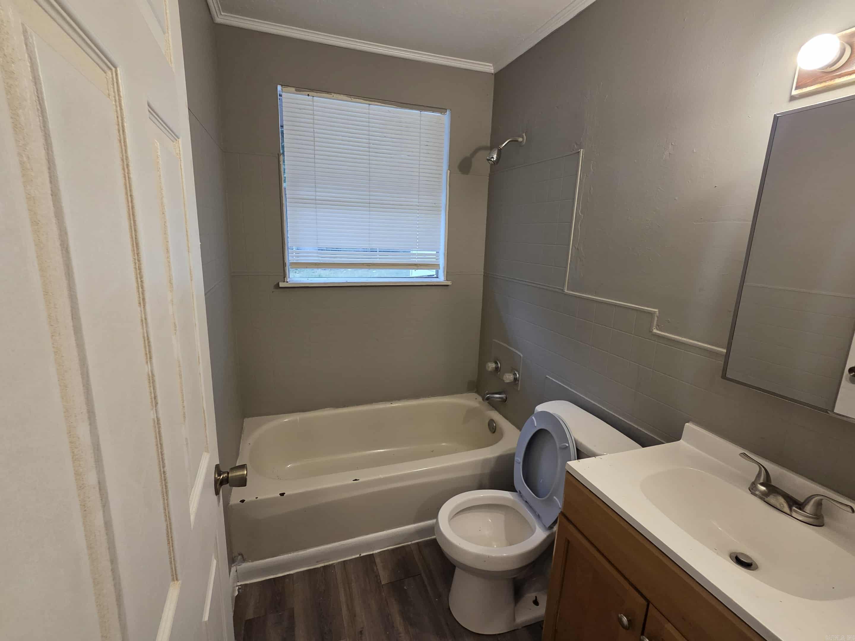 2401 Howard  Pine Bluff, AR