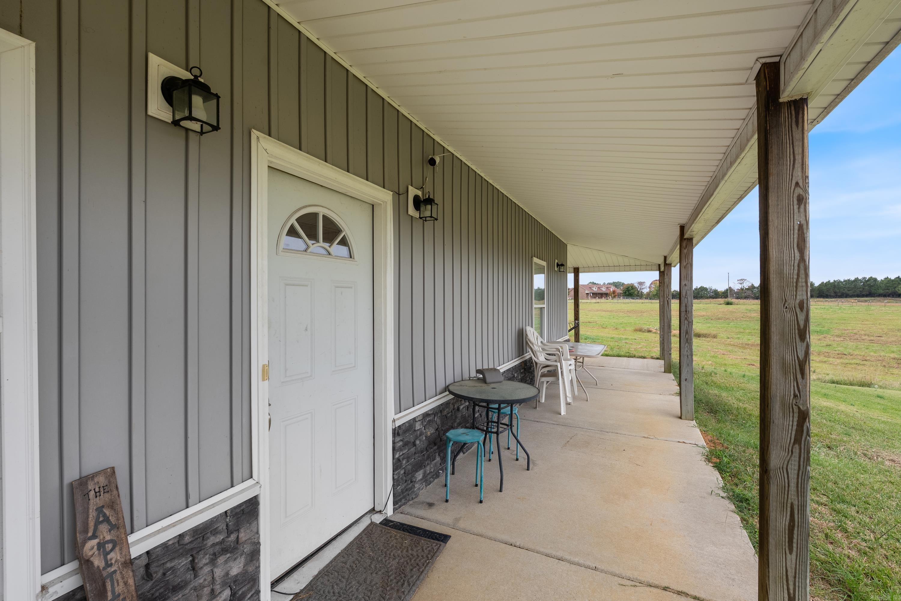 224 25 N  Greenbrier, AR