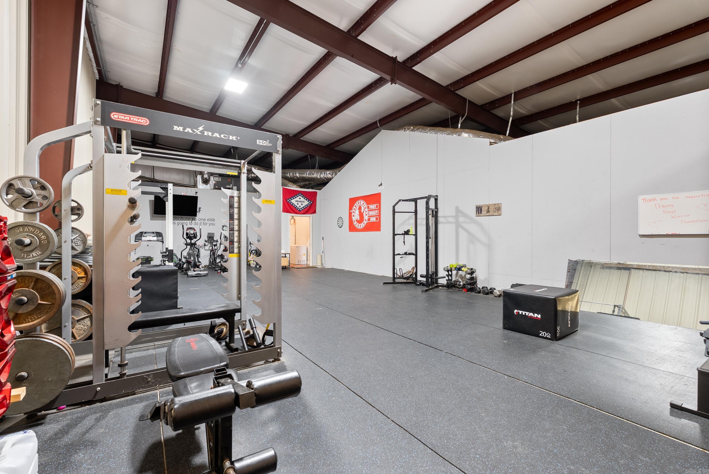 224 25 N  Greenbrier, AR