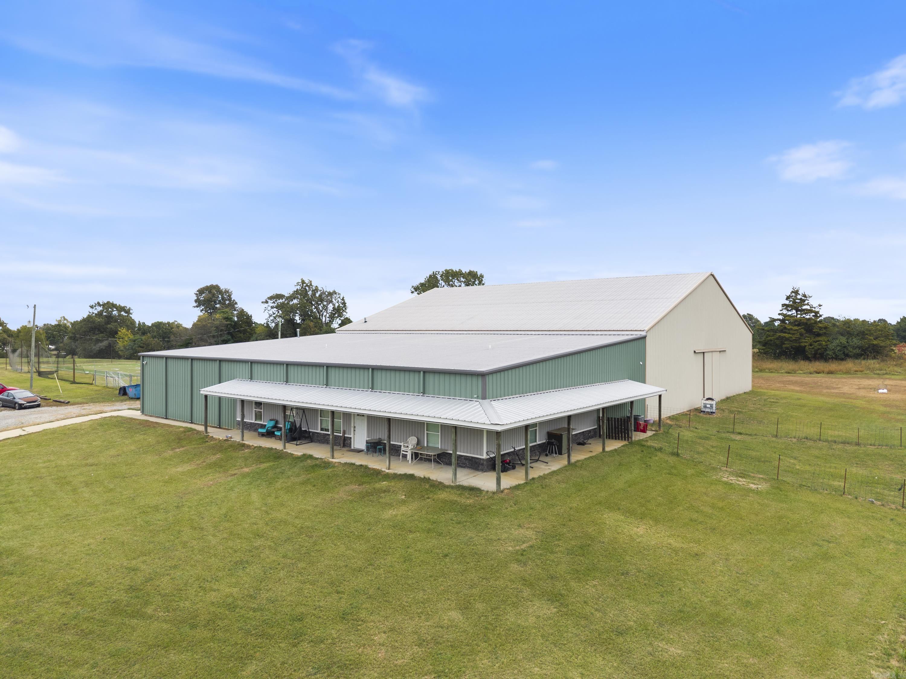 224 25 N  Greenbrier, AR