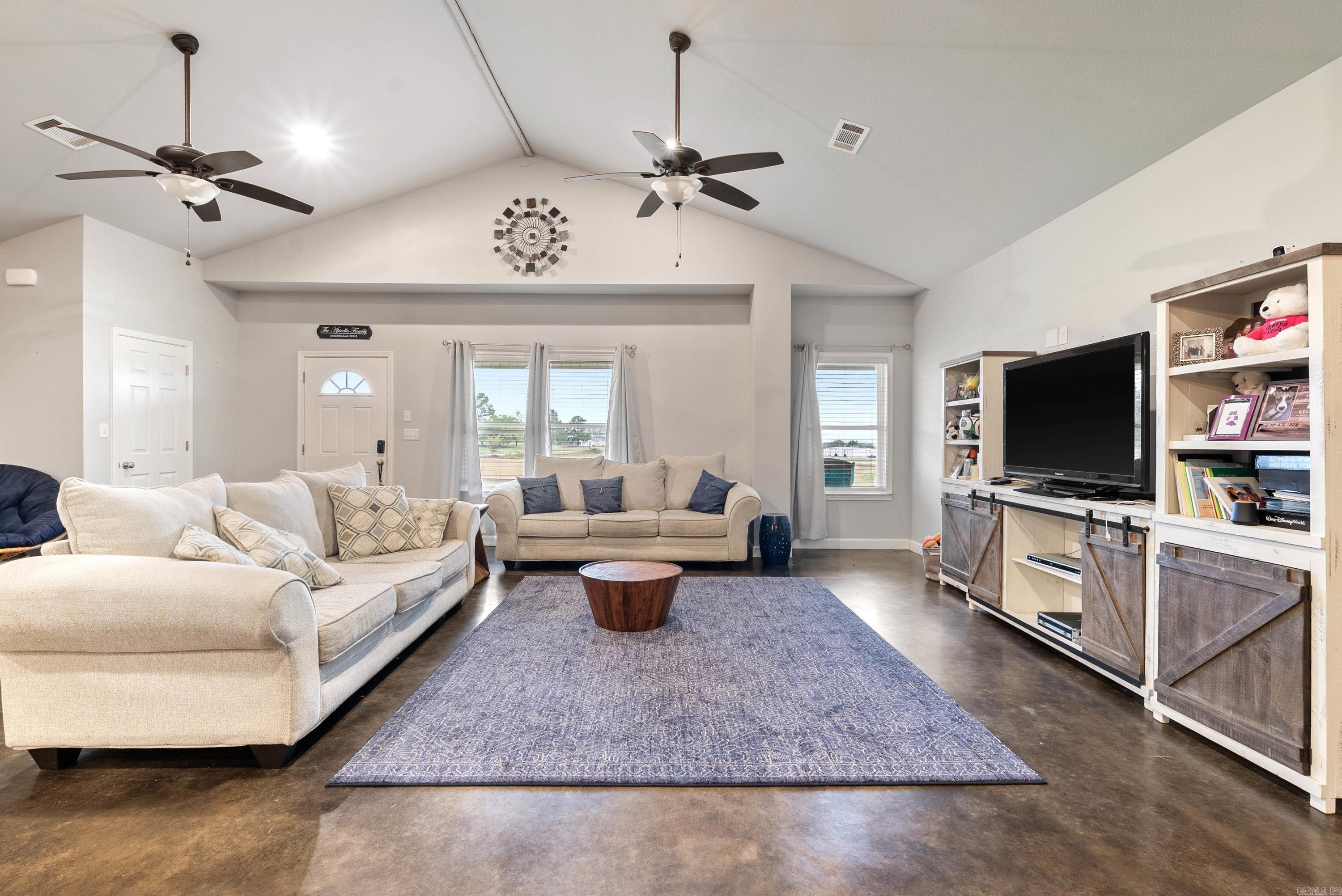 224 25 N  Greenbrier, AR