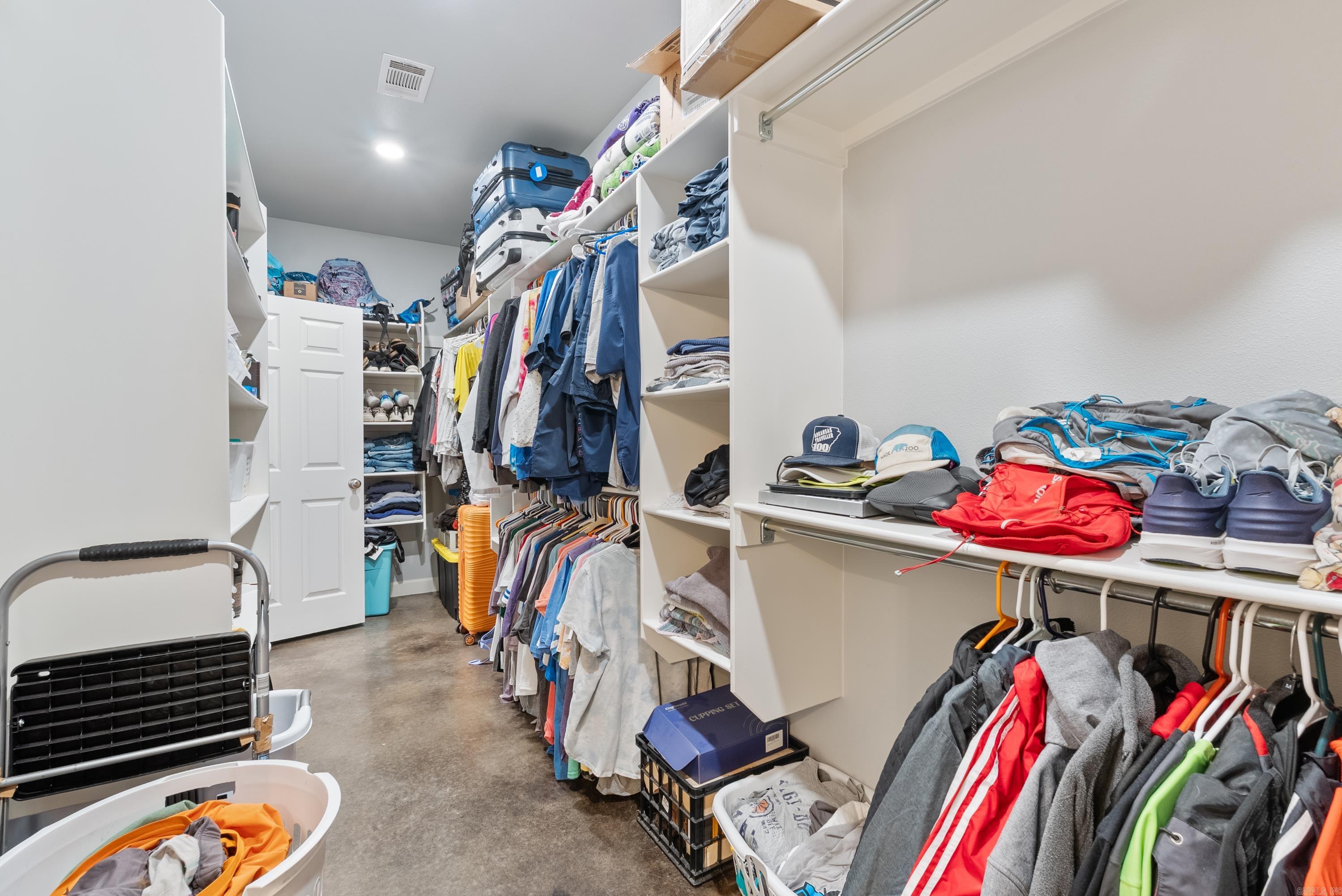 224 25 N  Greenbrier, AR